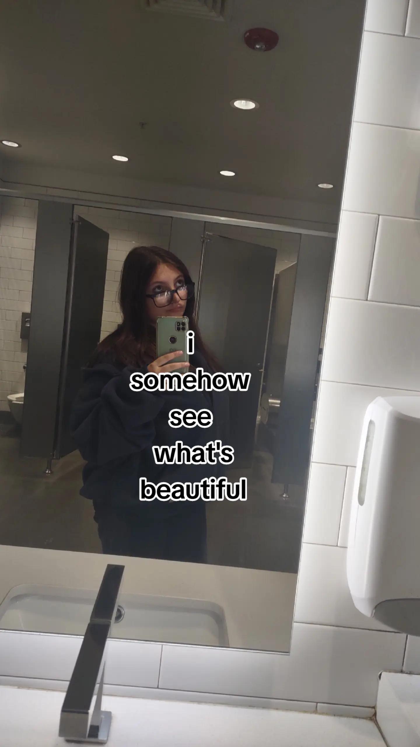 @GIA