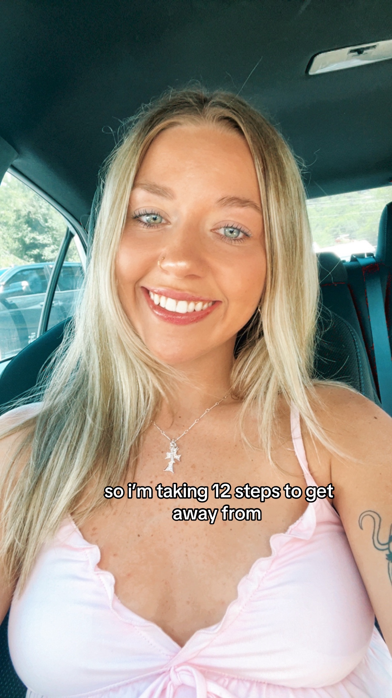 @😇