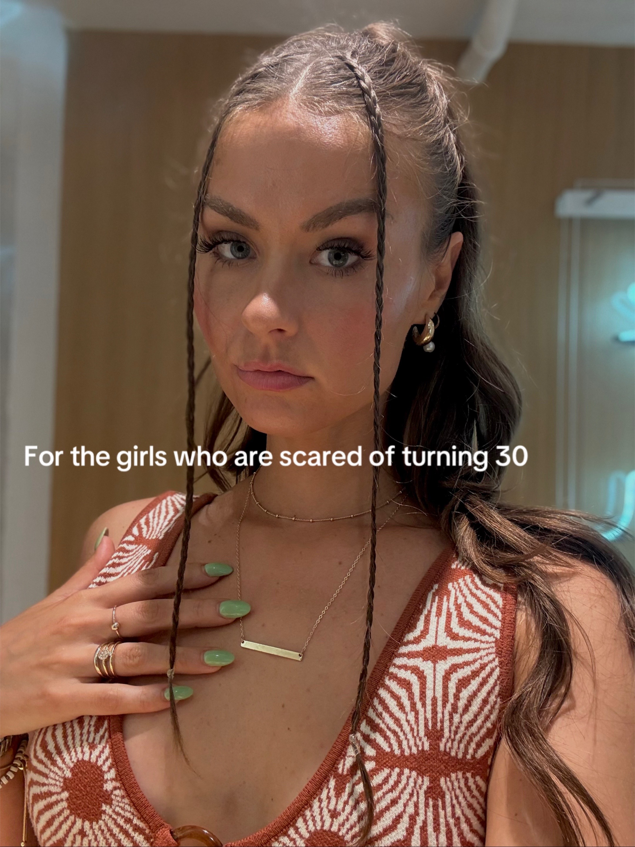 @nikkigray_