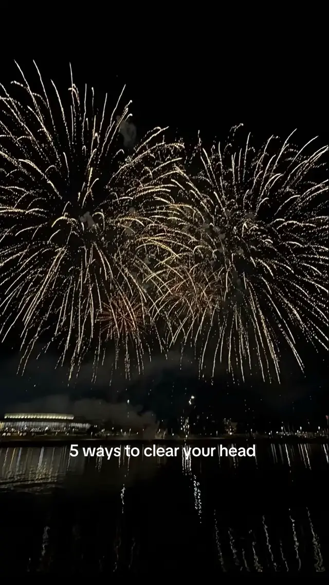 @🕸