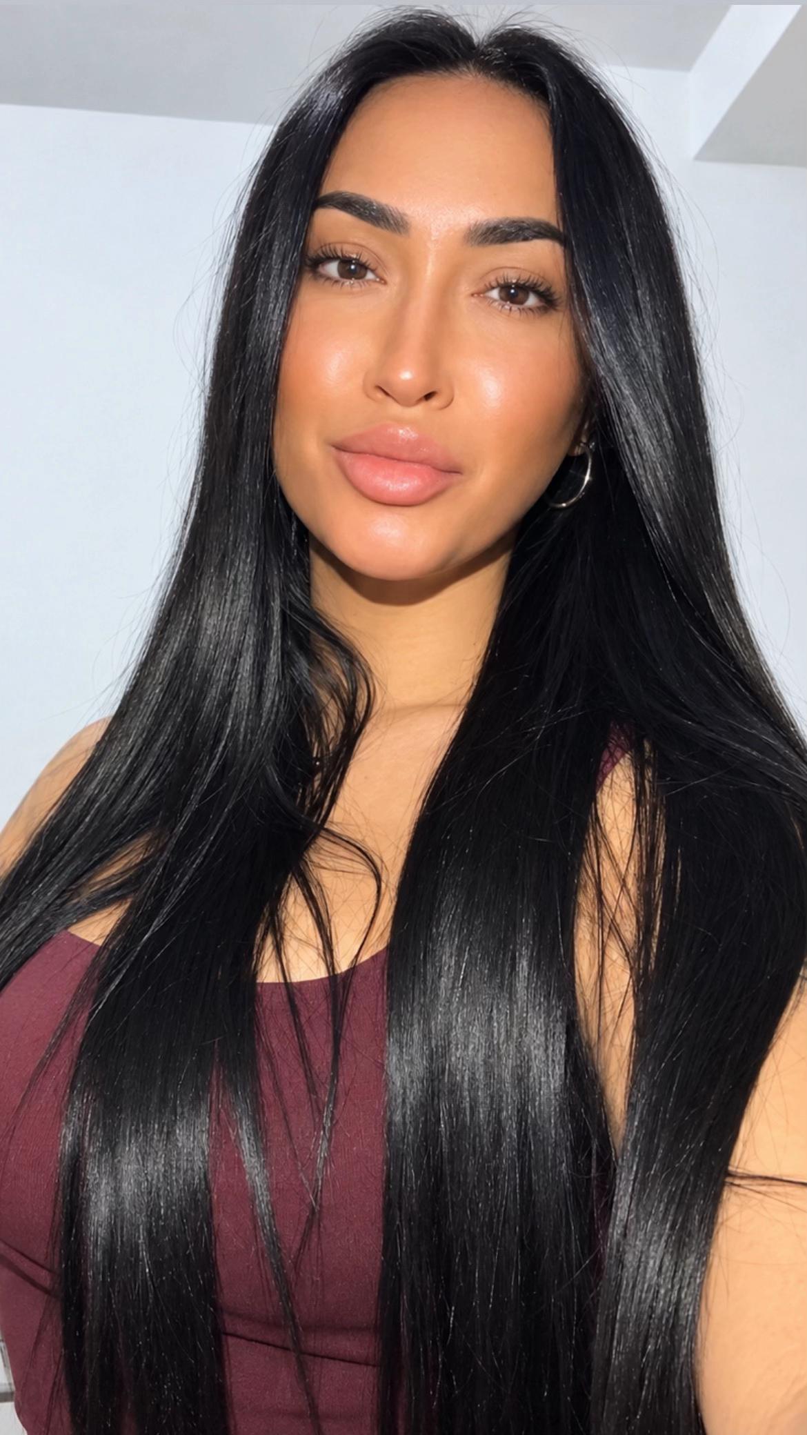 @🦋Nicoleta 🇷🇴