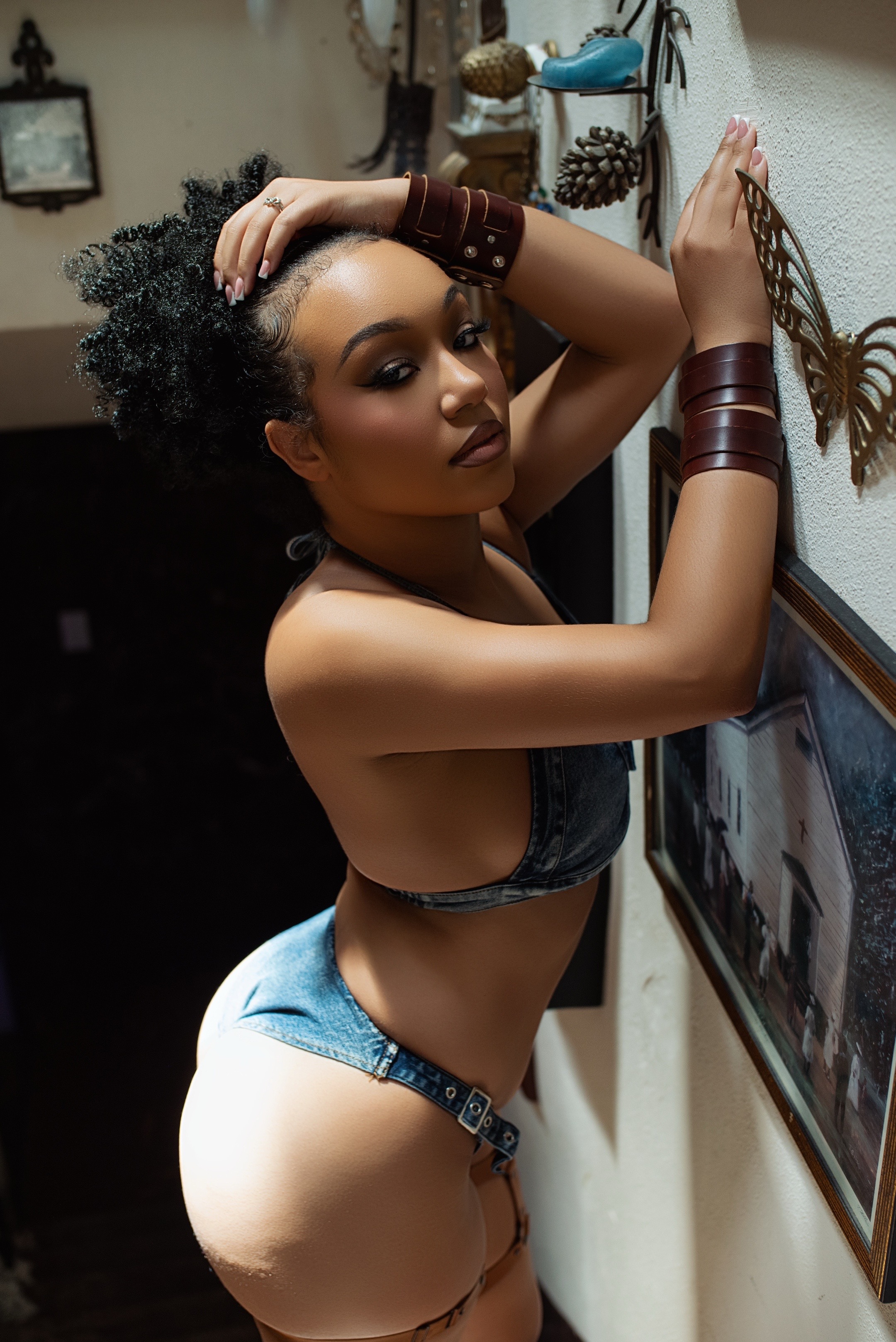 @caileneasely