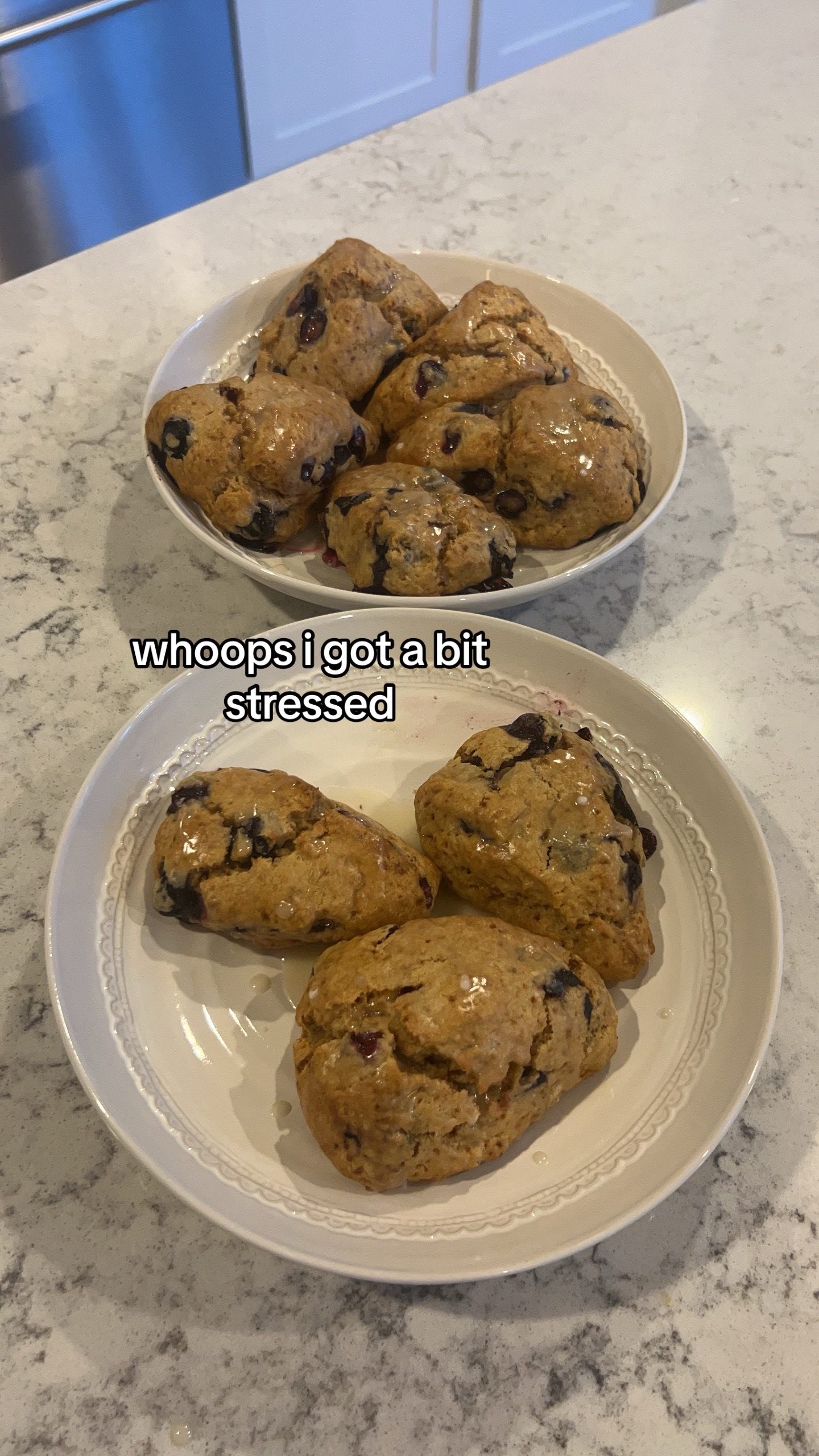 @bella