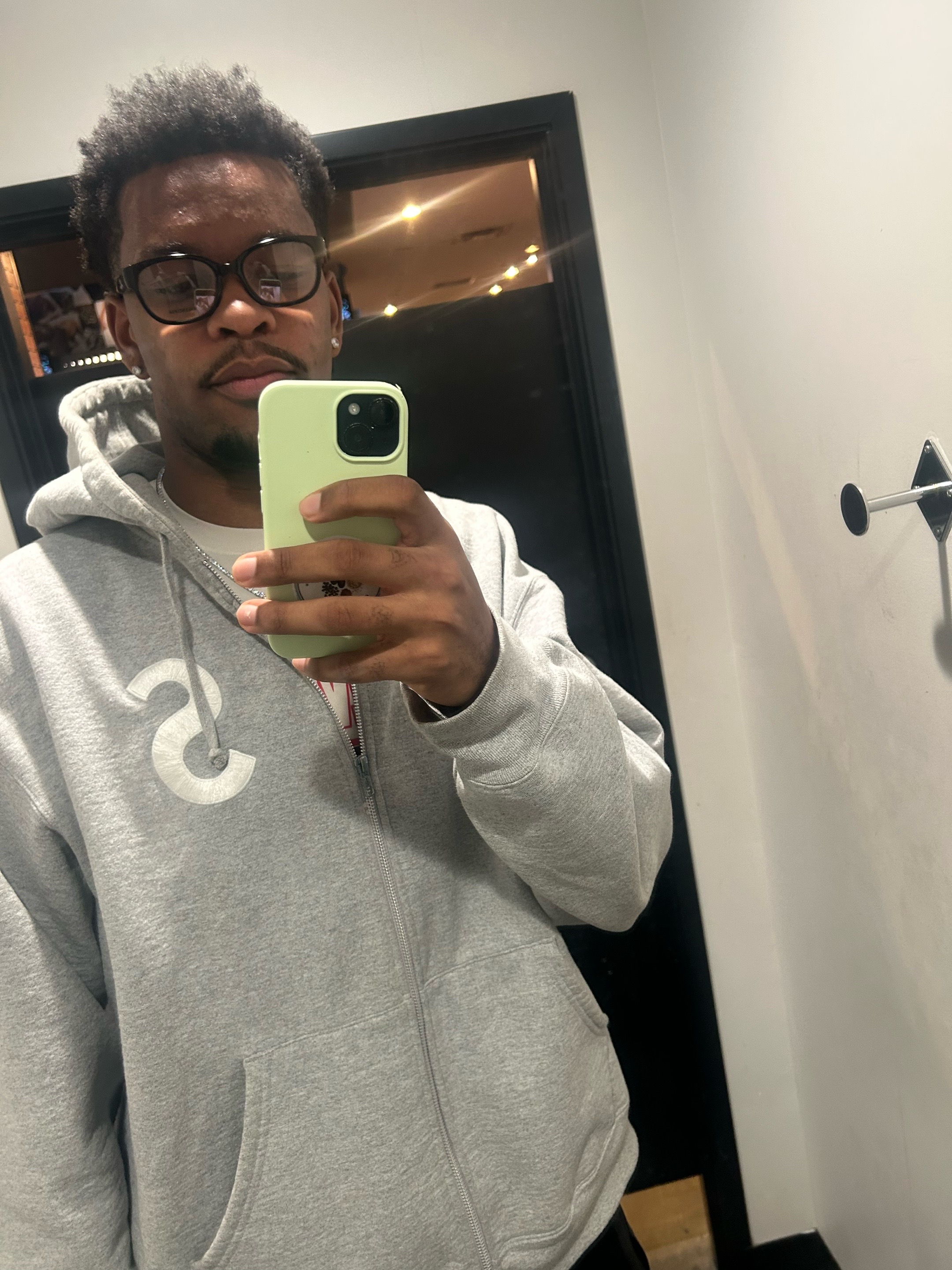 @Zae
