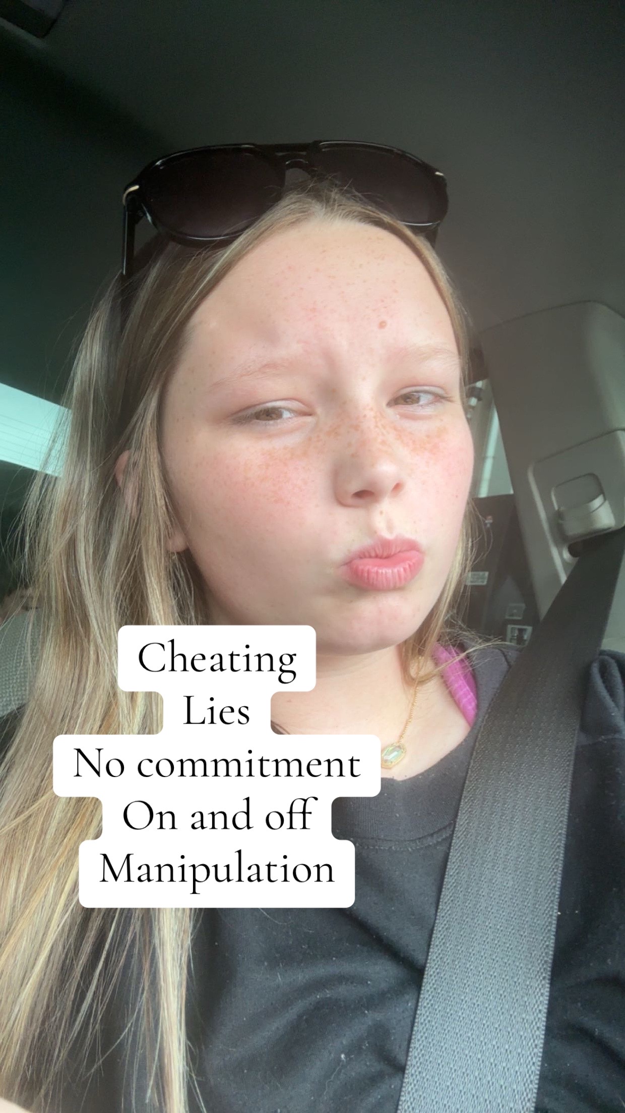@Ava marie🎀