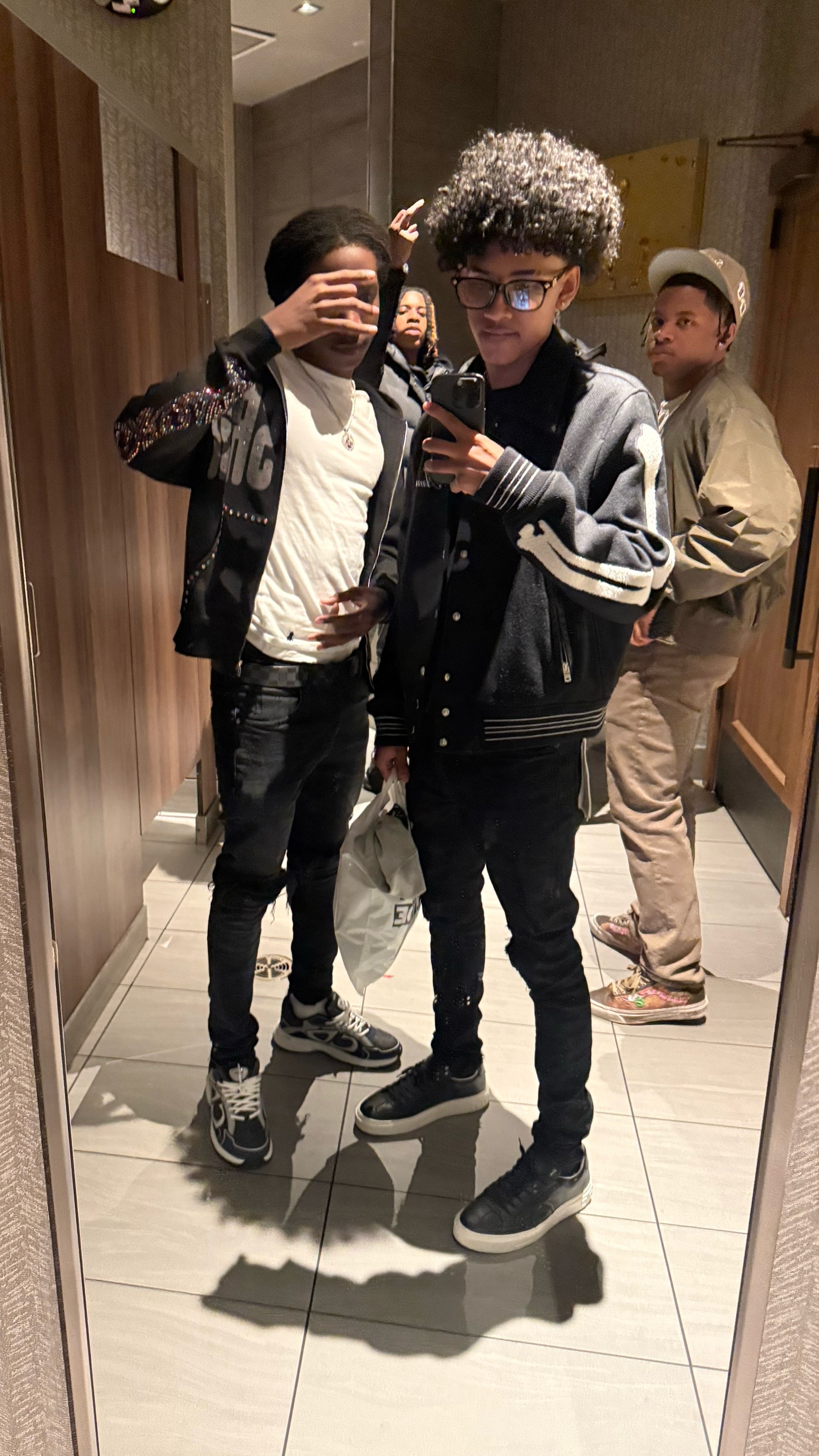 @Amiri (6’3) man