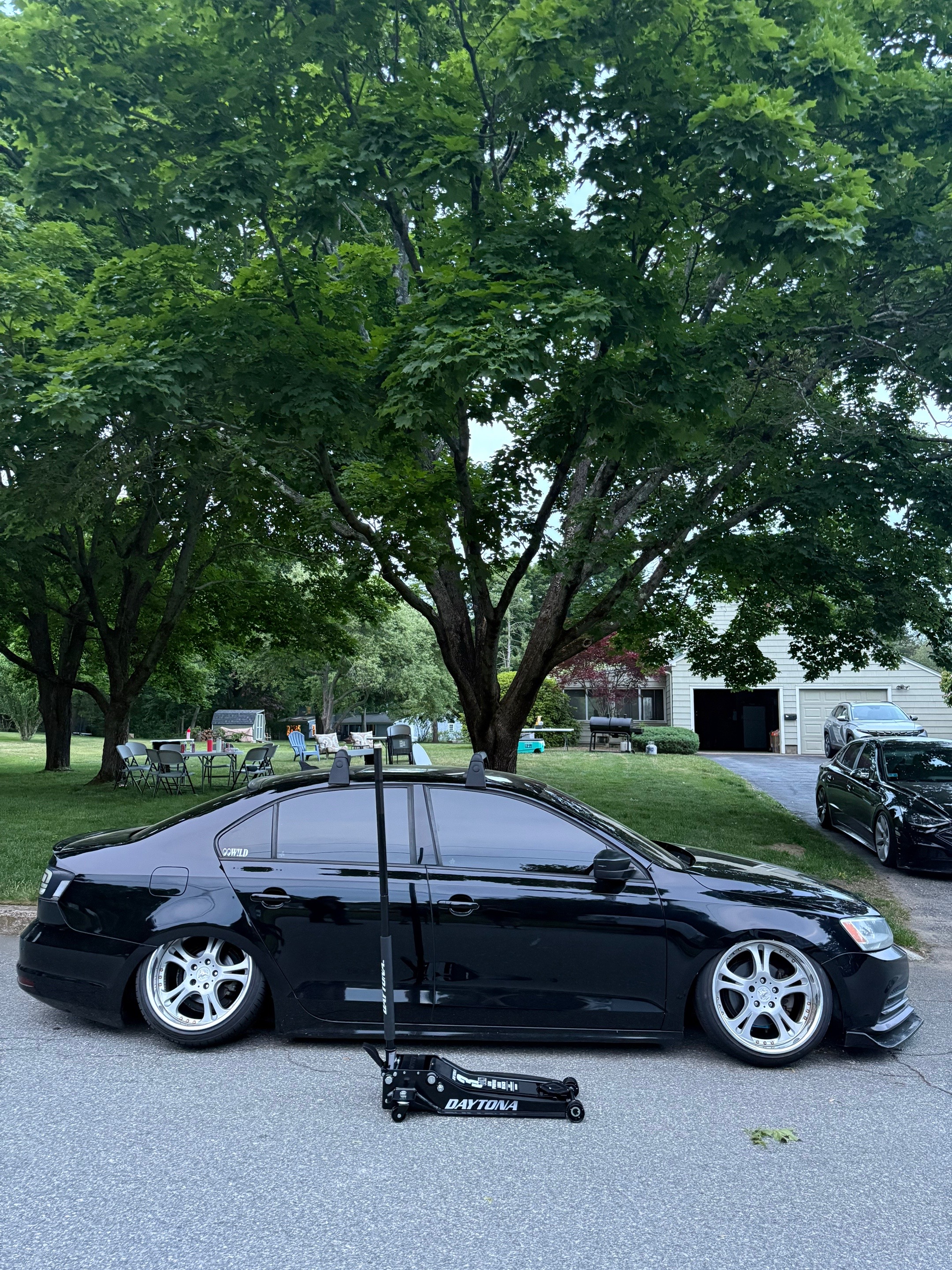 @🖤