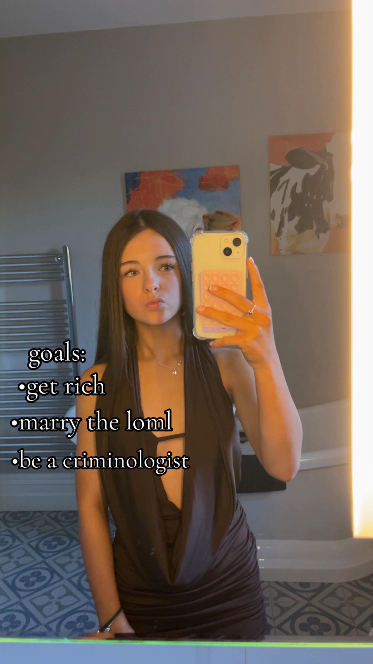 @𝐀𝐯𝐚🧸🤍🪩
