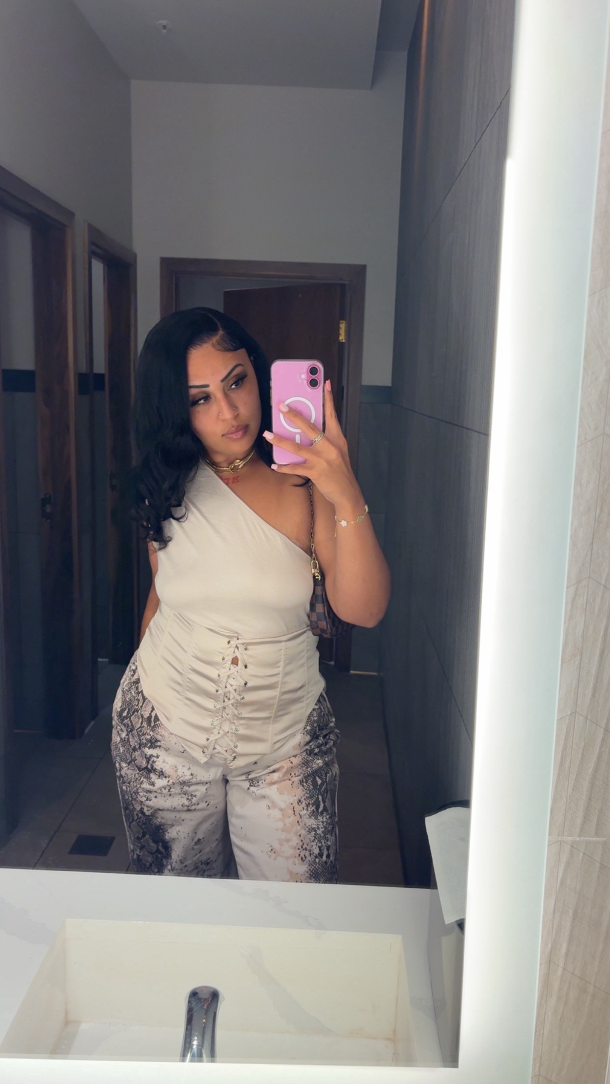@mirababy 👽