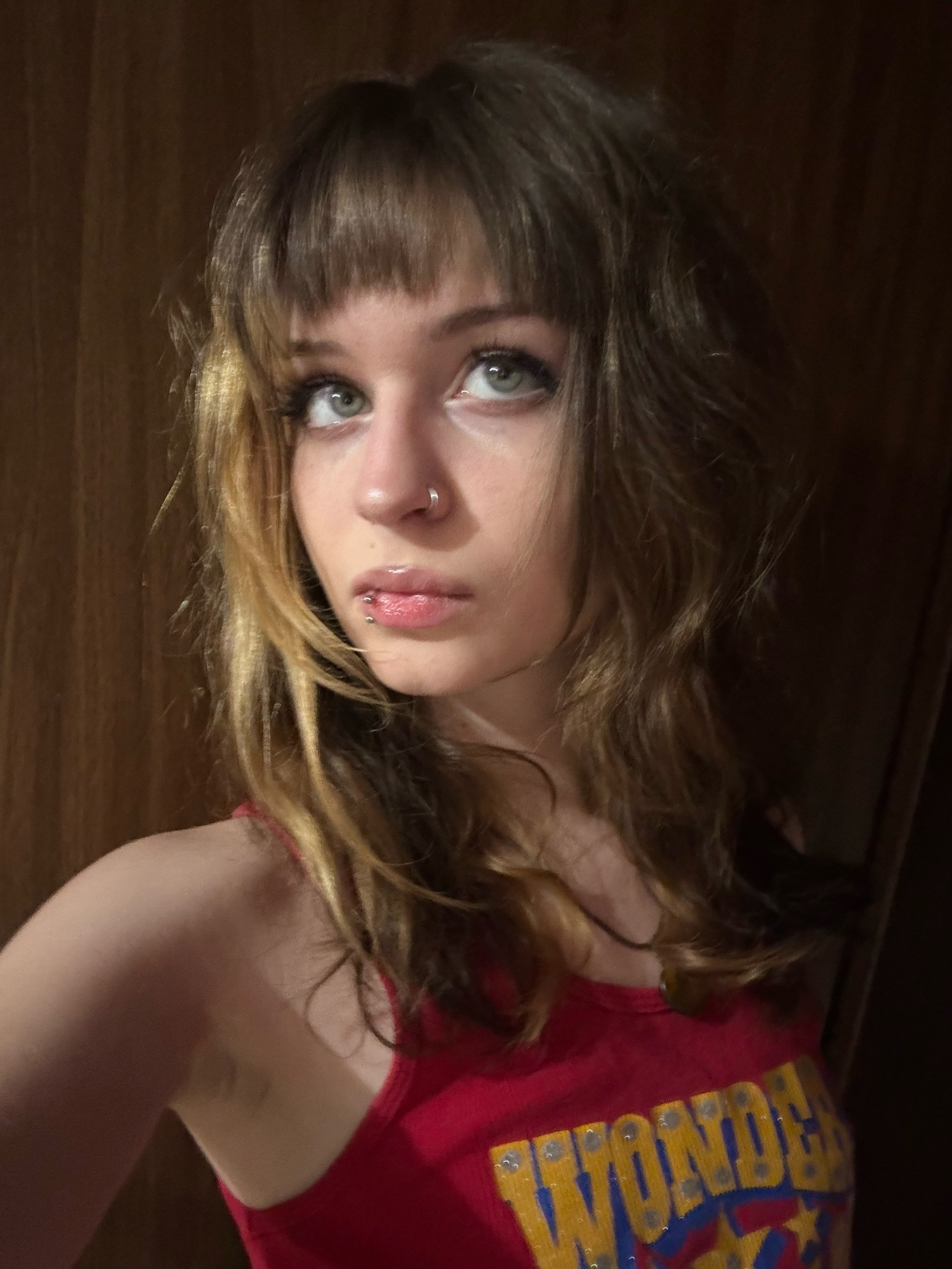 @bella