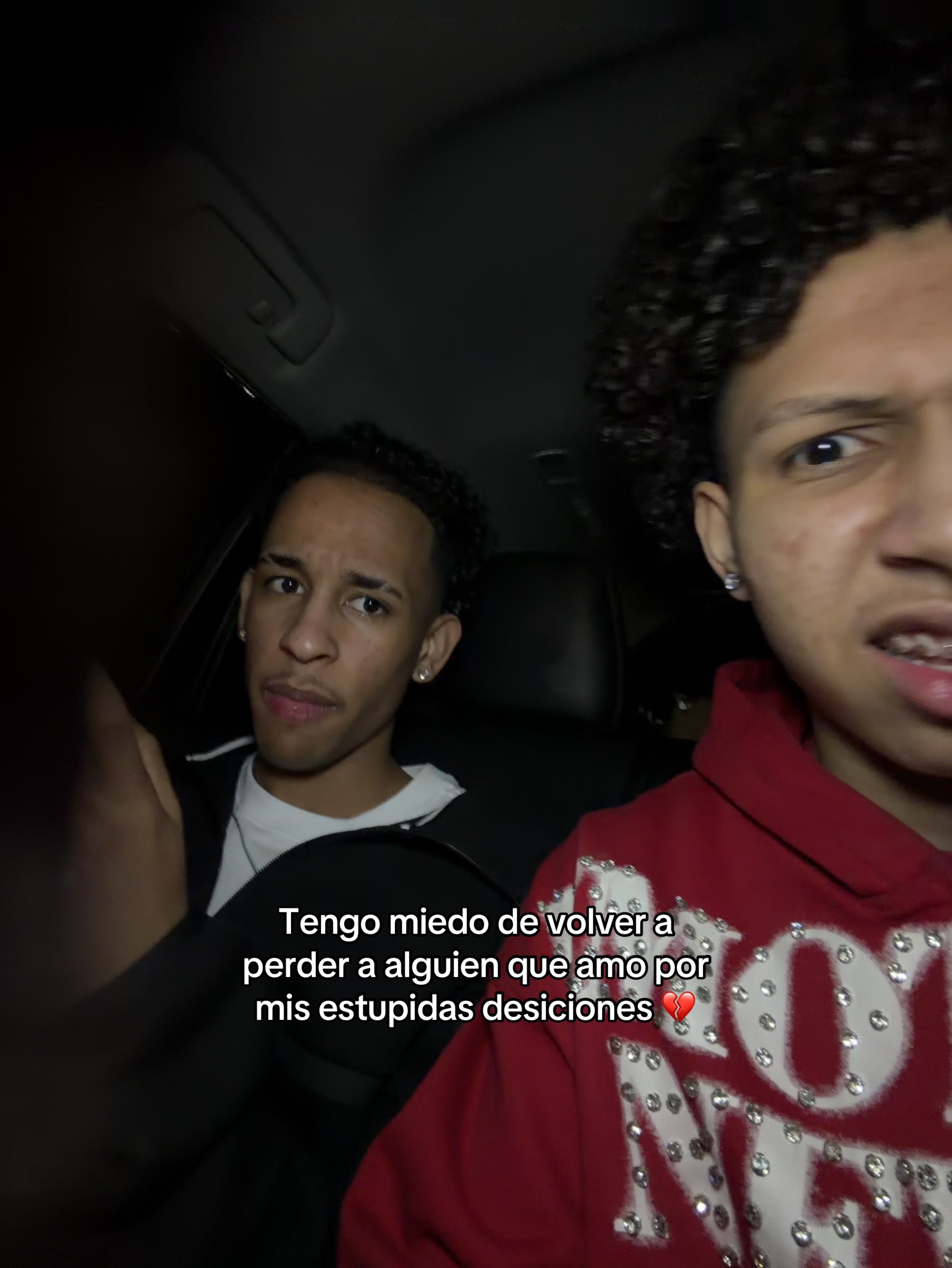 @Alex👤