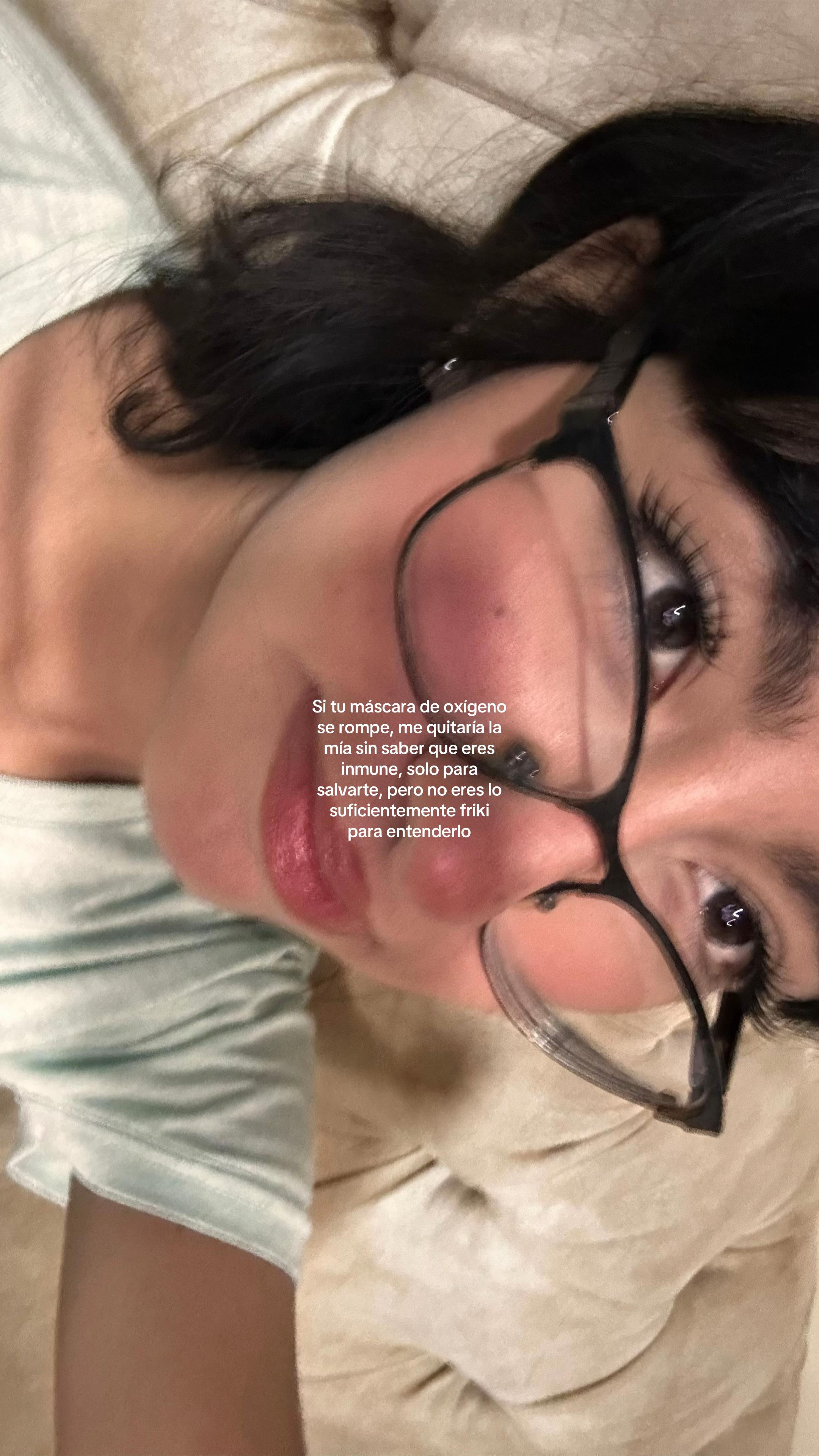 @️