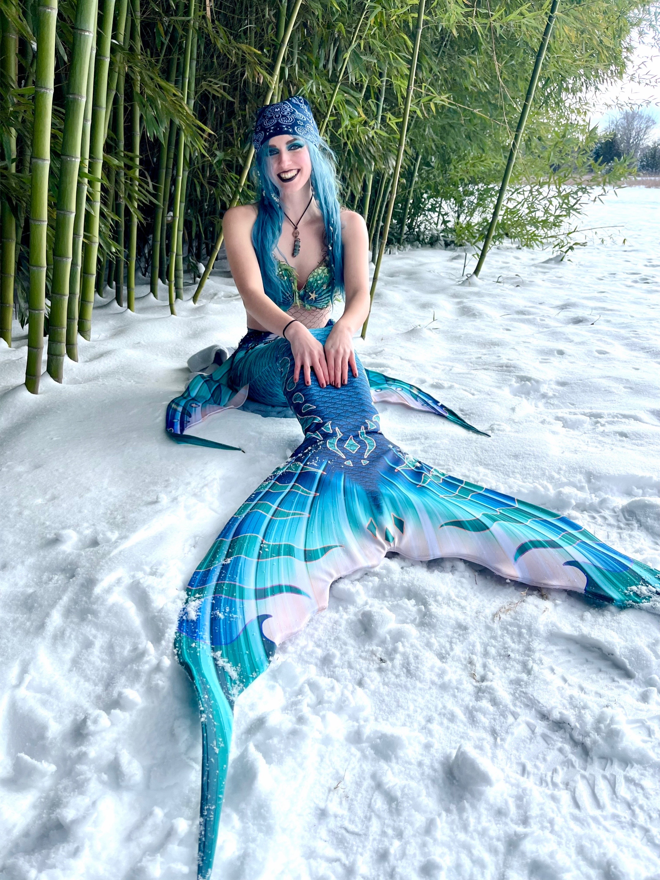 @Siren Sapphire 🧜🏻&zwj;♀️