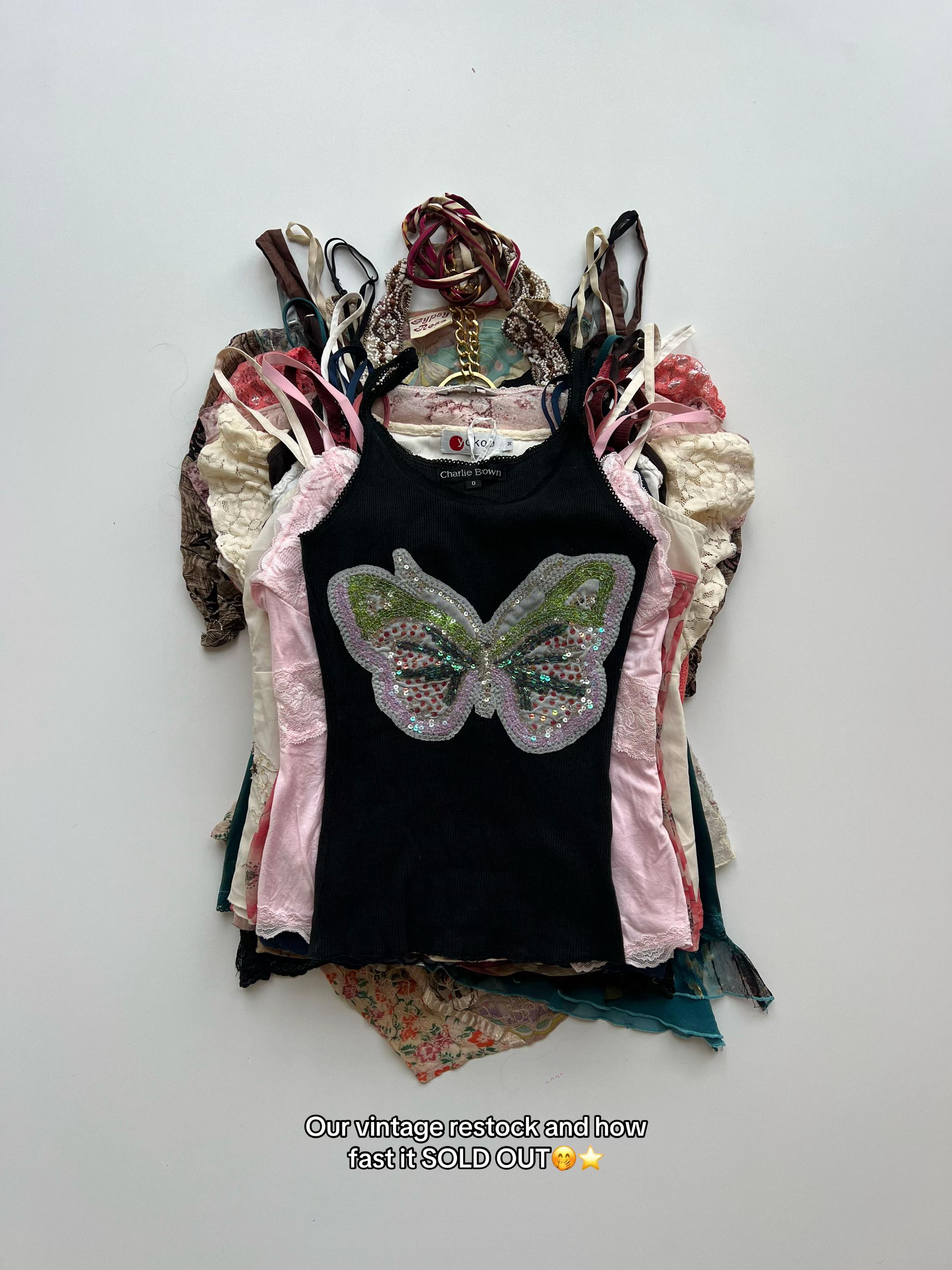 @Kitty Love Vintage