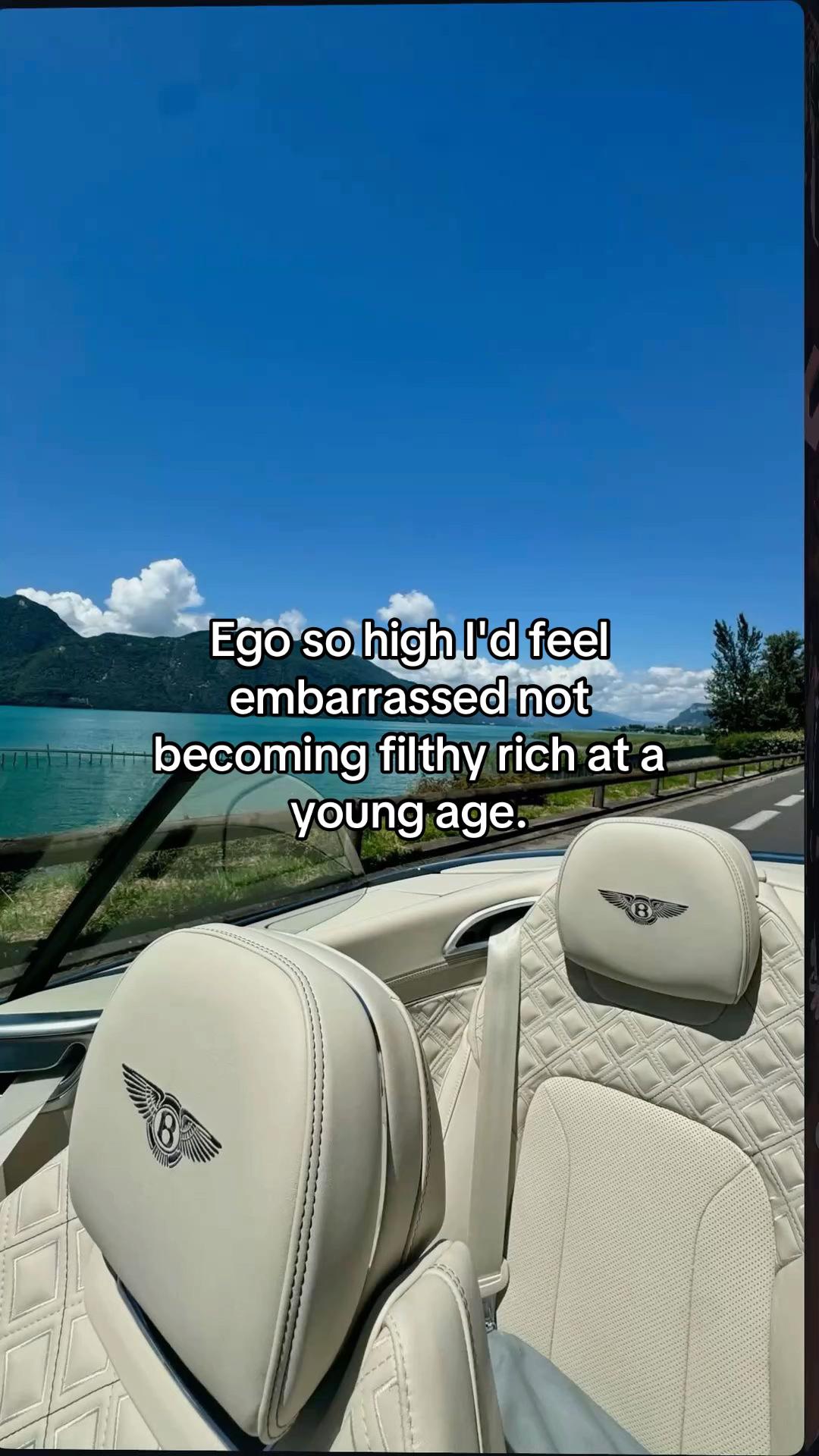 @⚜️