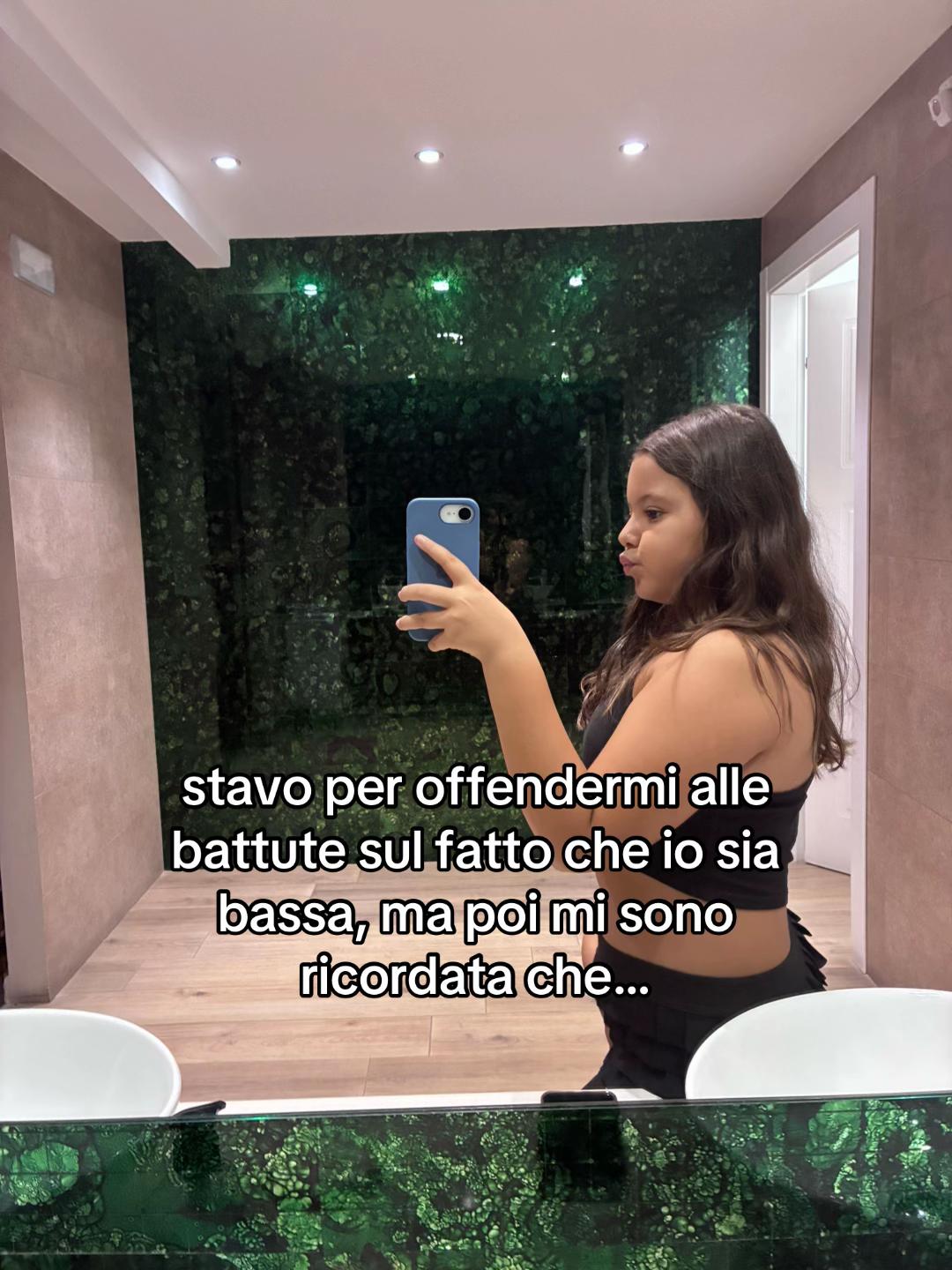 @non.disponibile.17