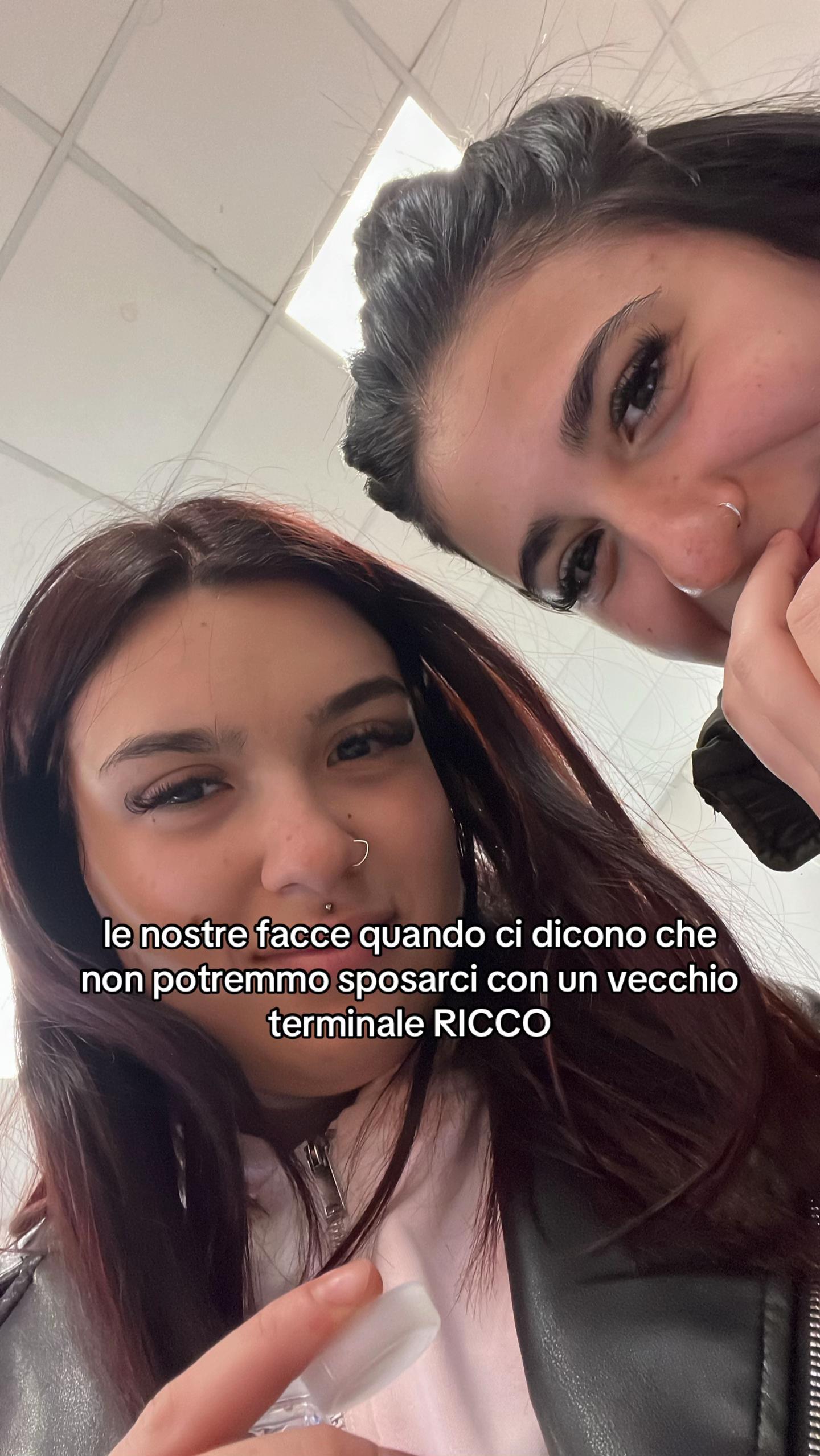 @isabellaielloo