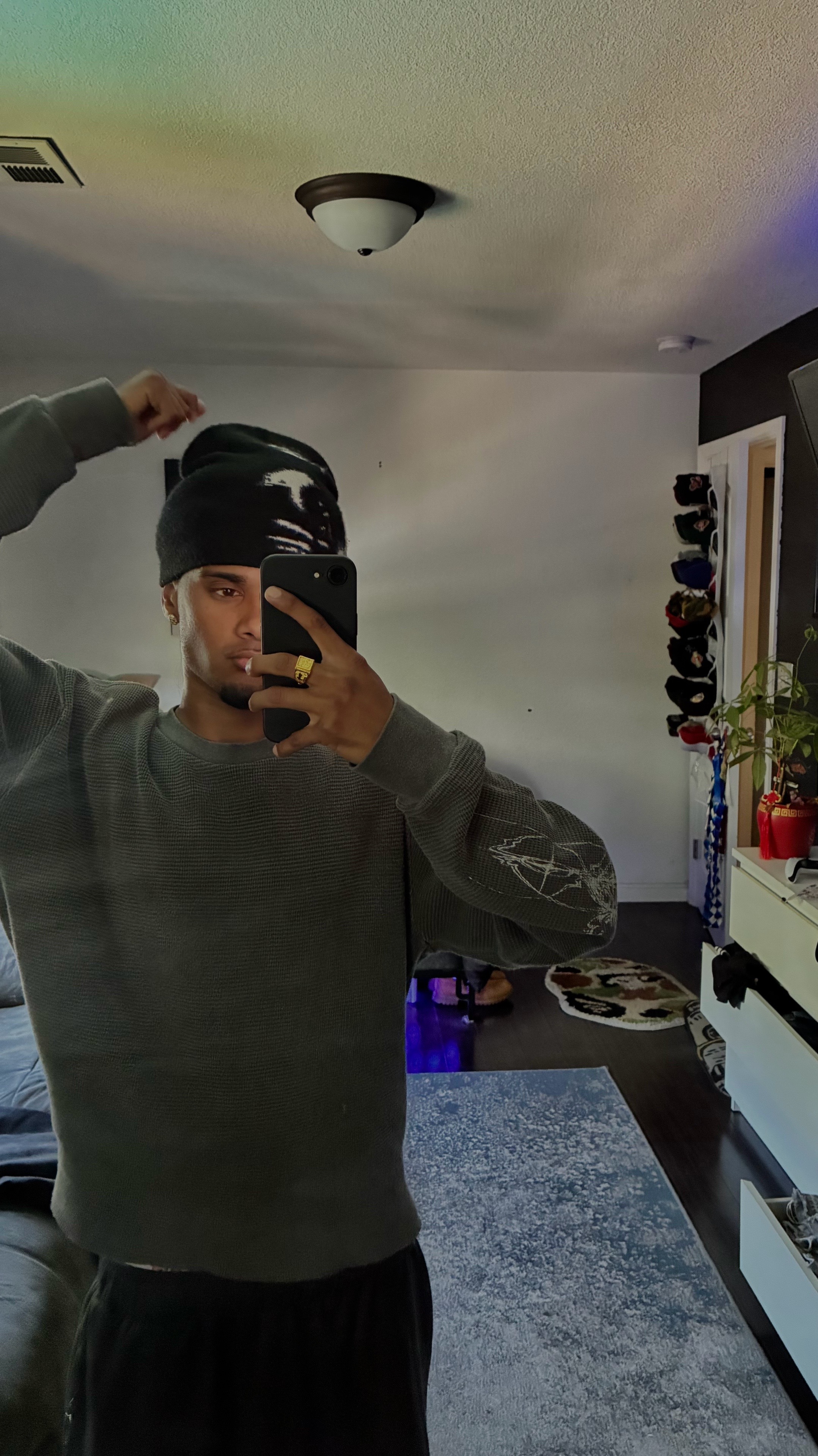 @⃟