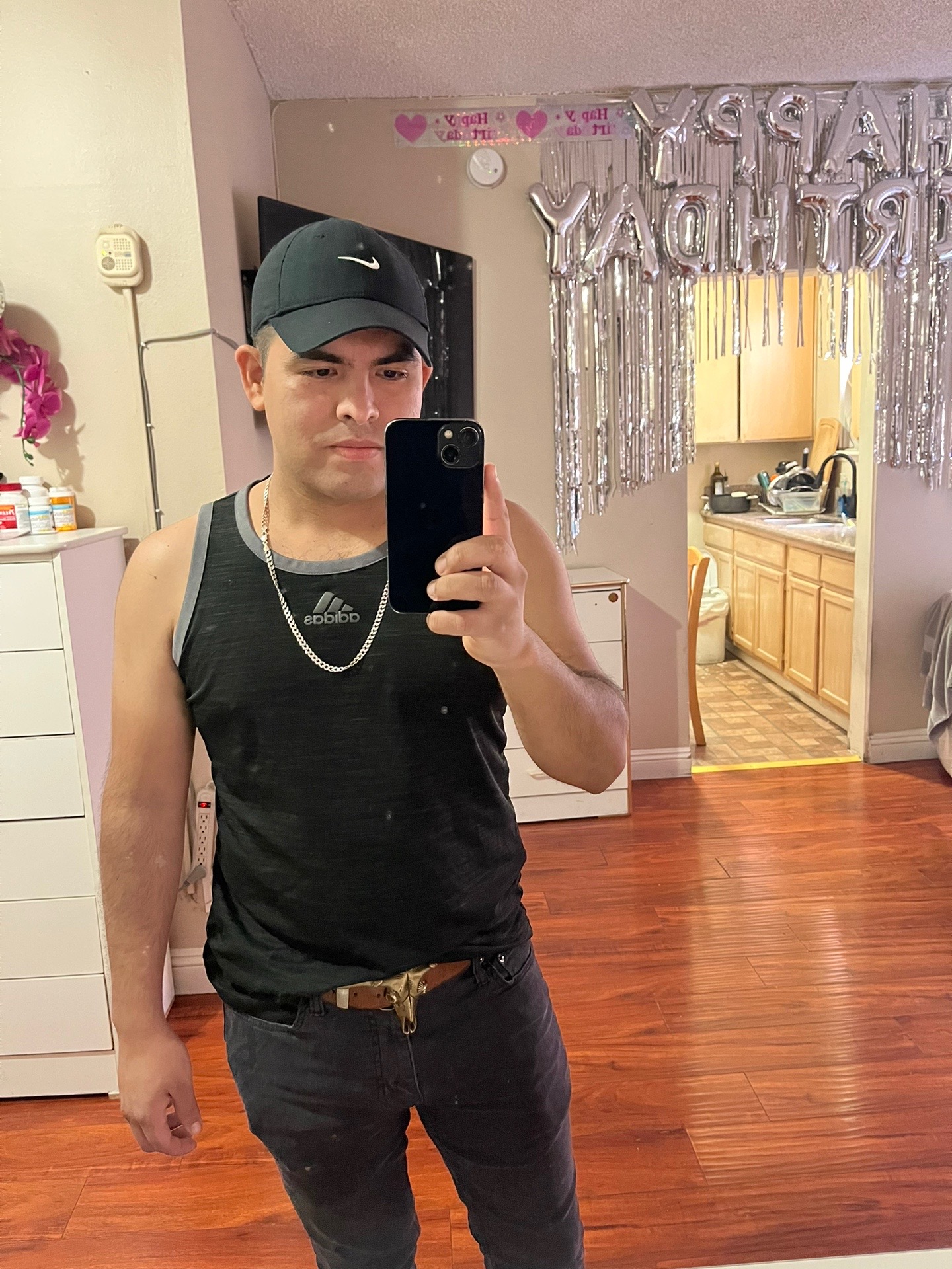 @Yiivin