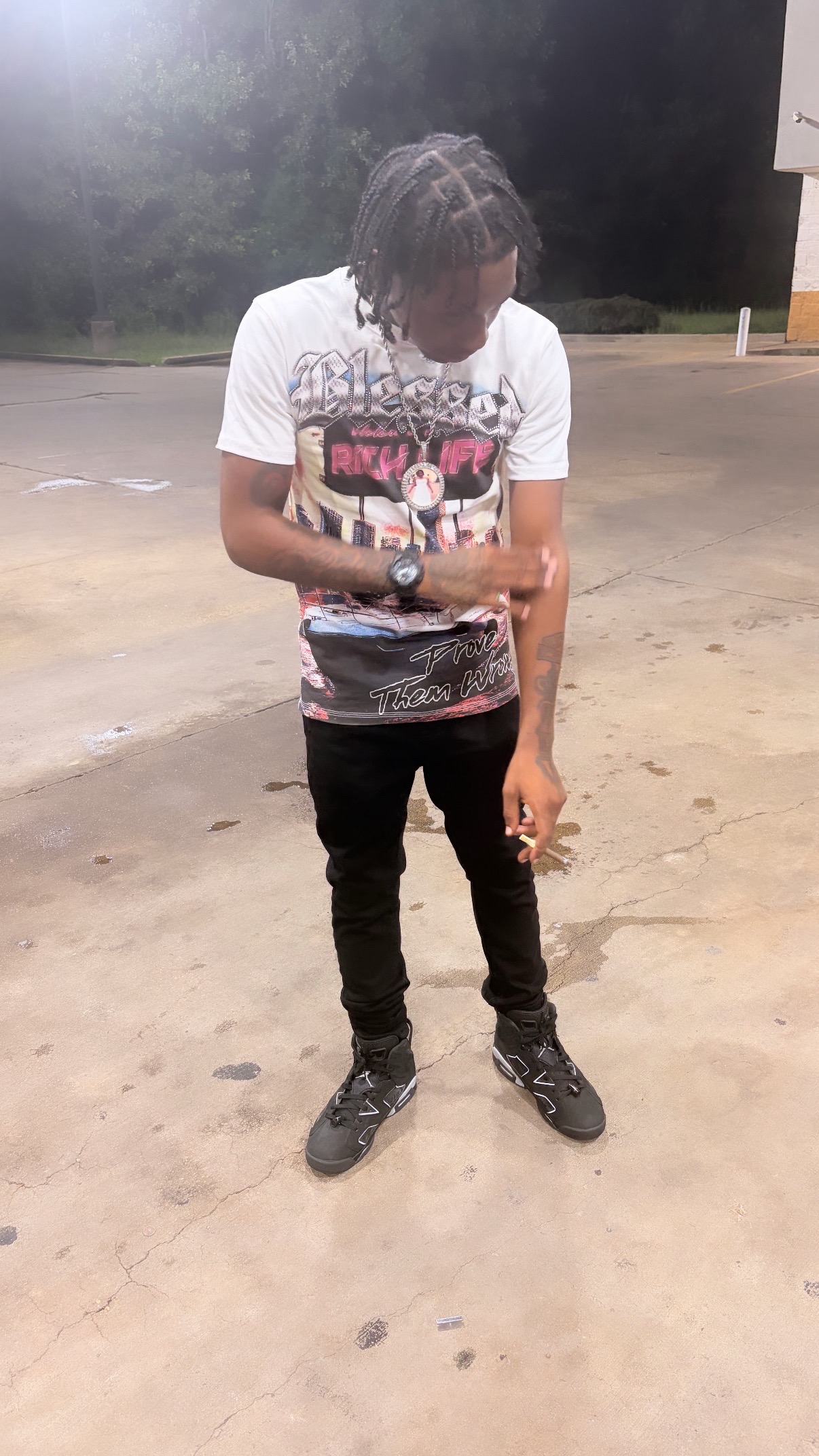 @Bankr0ll_lilhomie