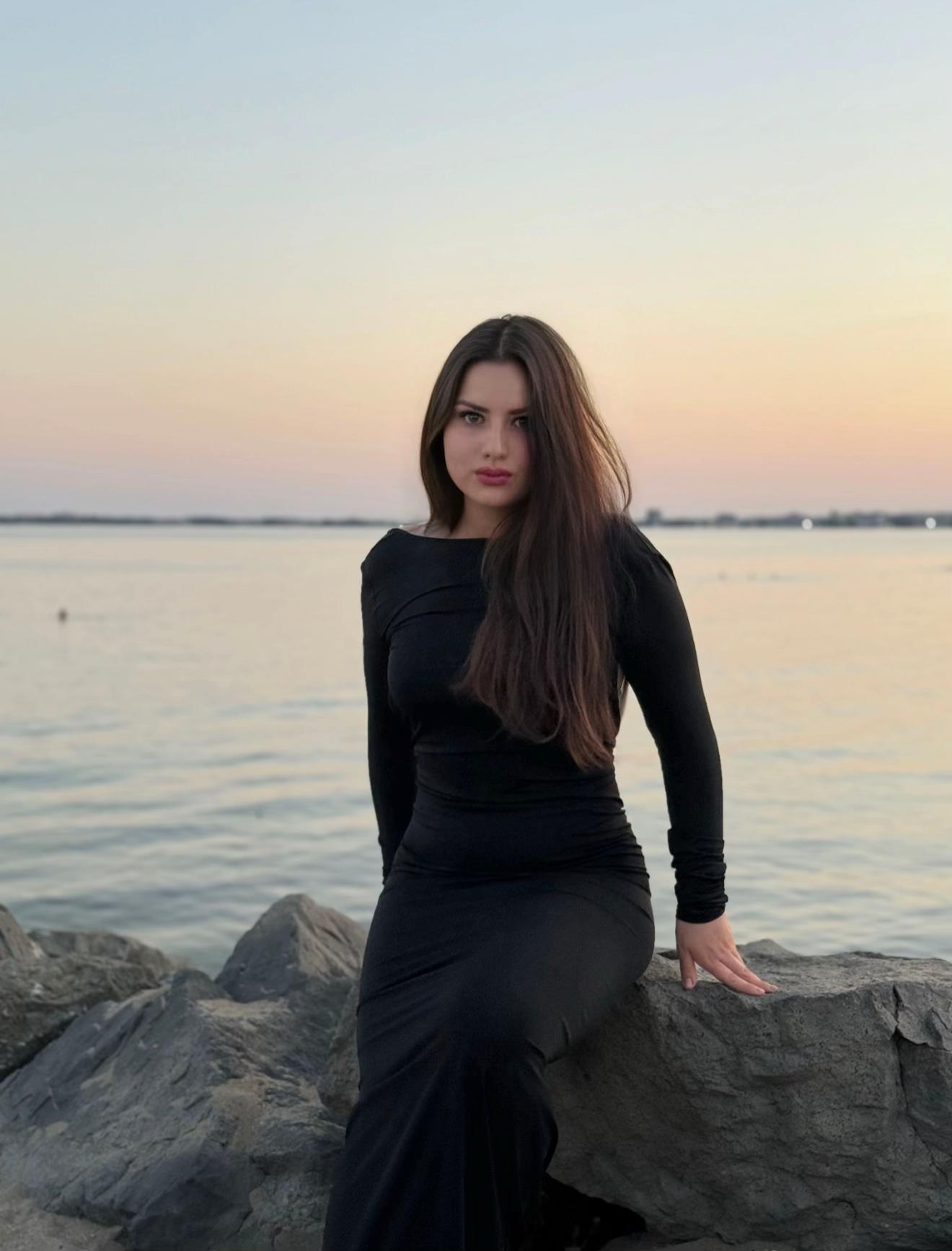 @Sofia