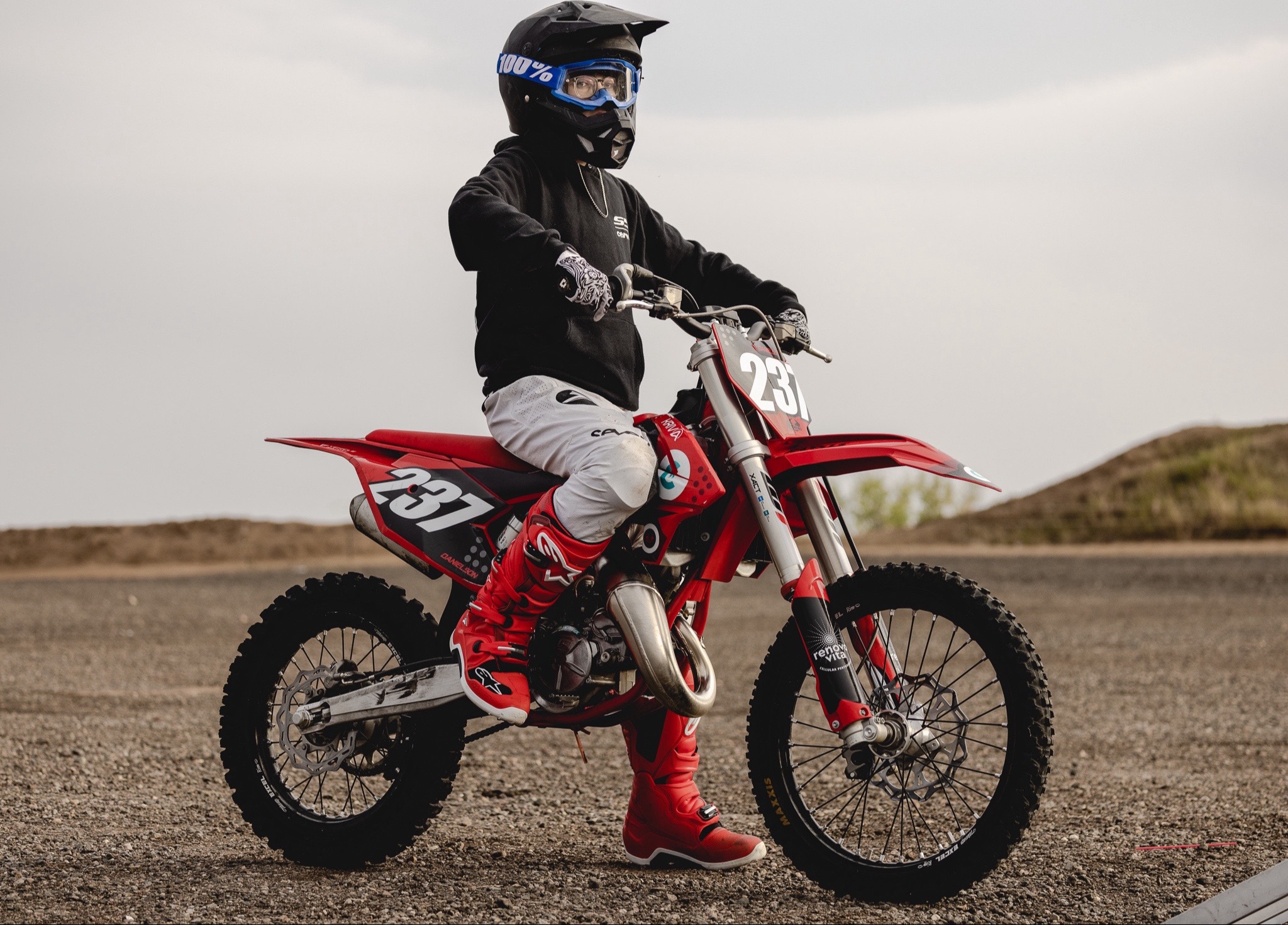 @Fine Moto Boys