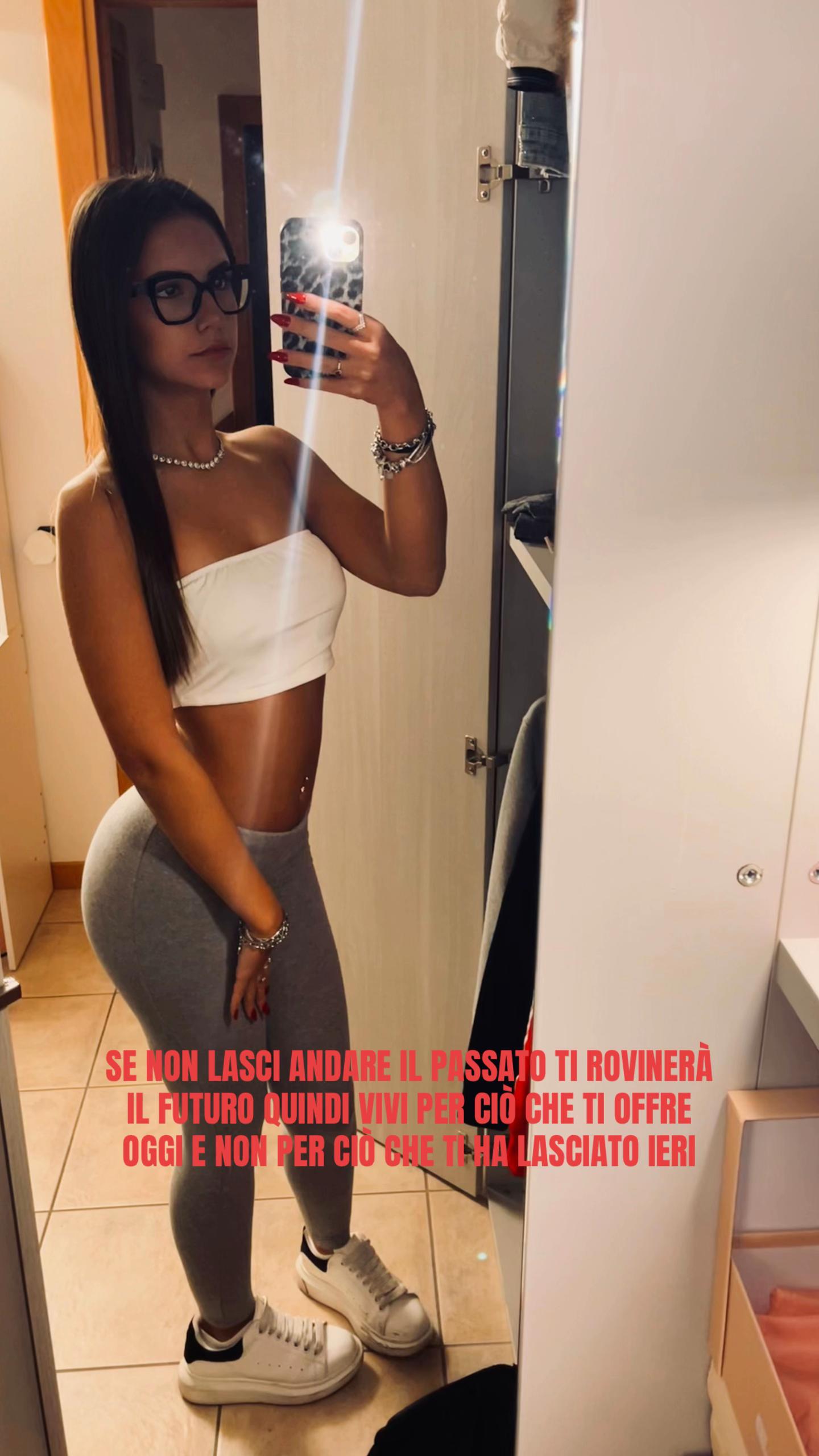 @𝒜𝓃𝓃𝒶🖤