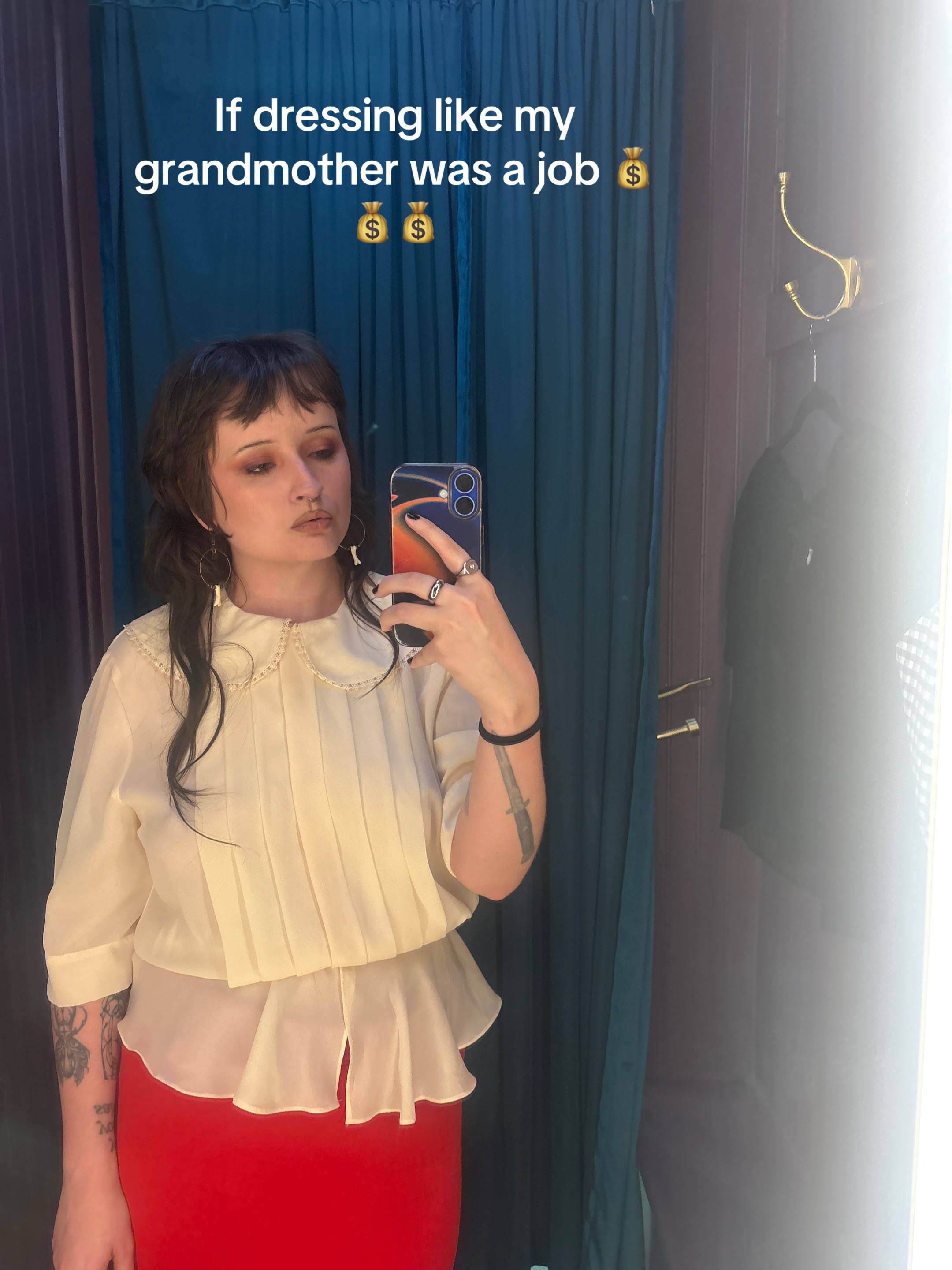 @Tori🕯️
