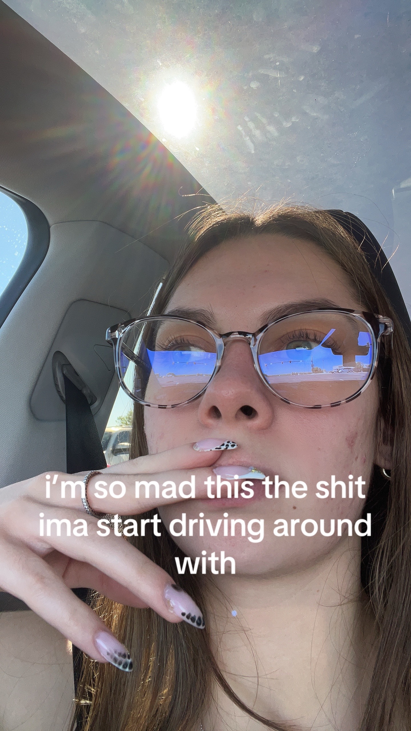 @👄