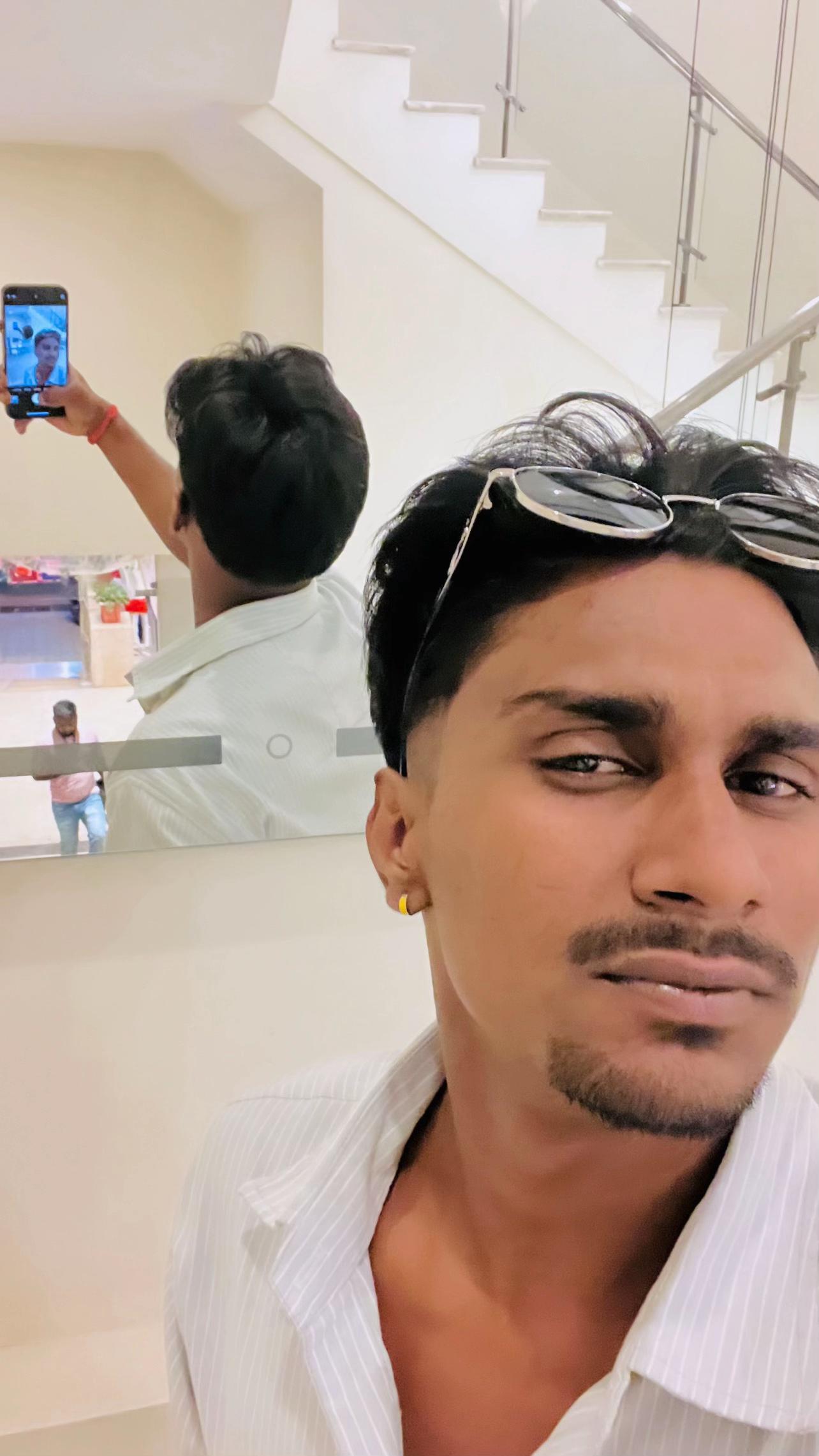@RAJESH♟️BOOS🔱
