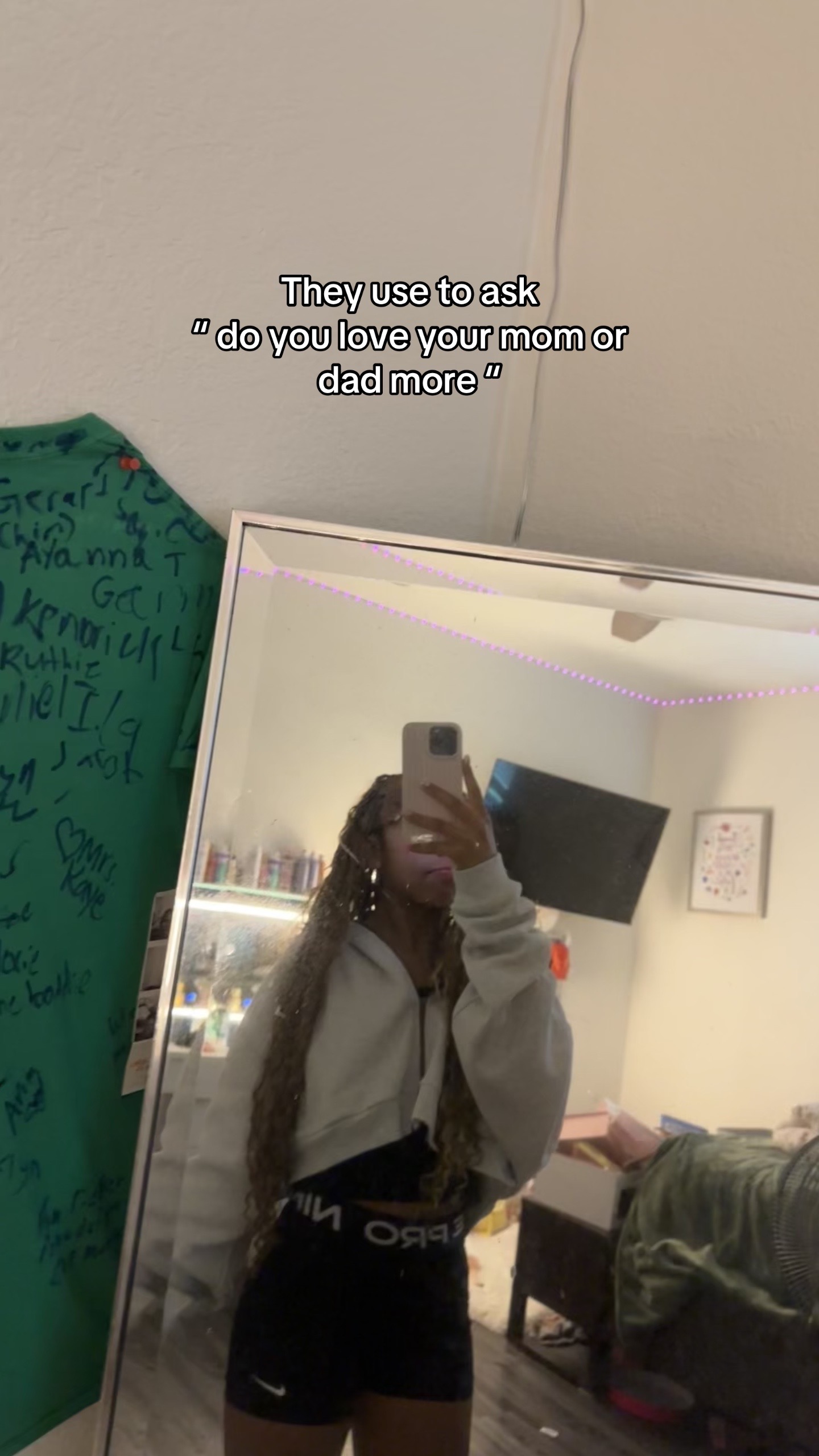 @🦄