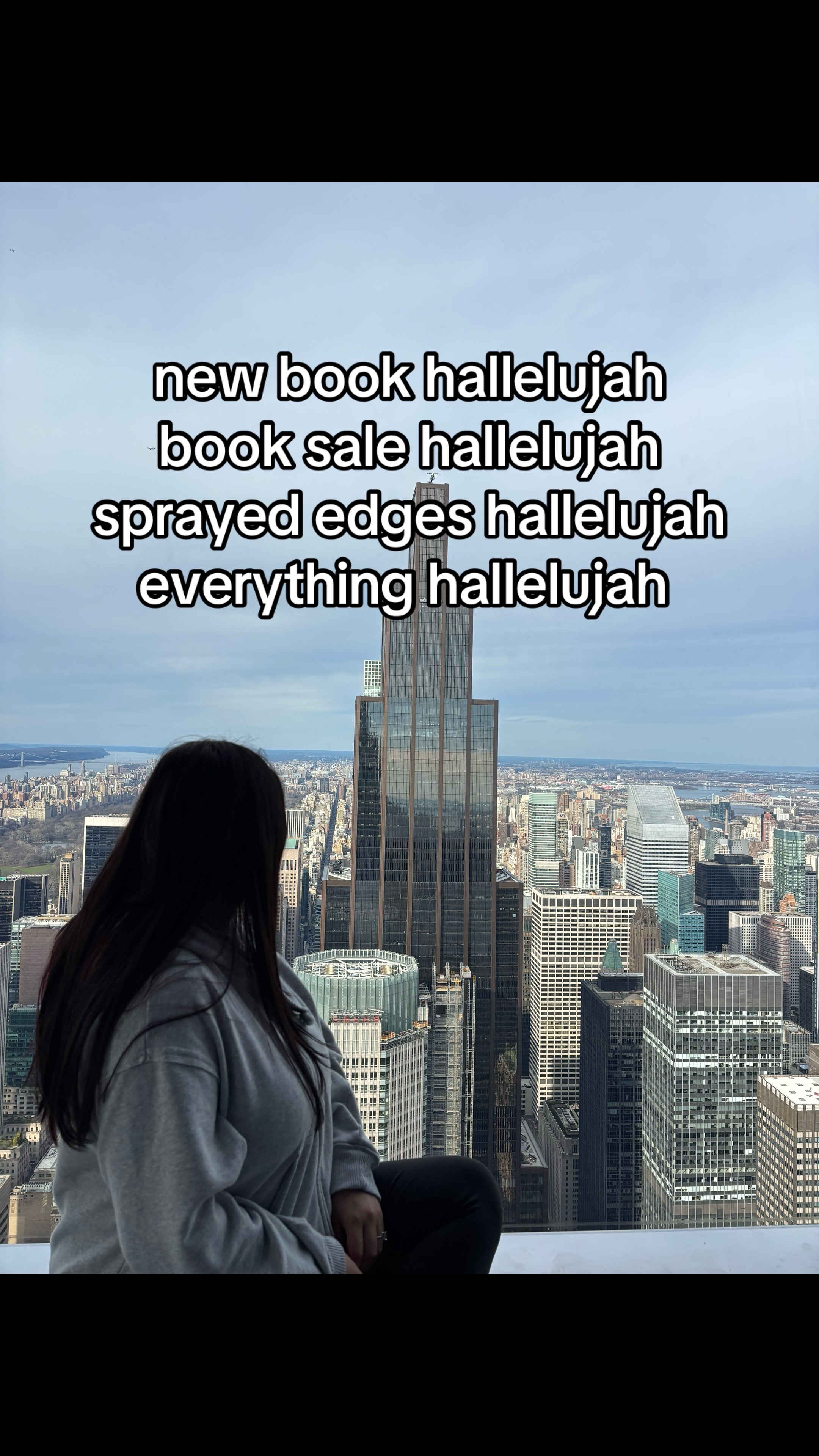 @Erica 📚✨