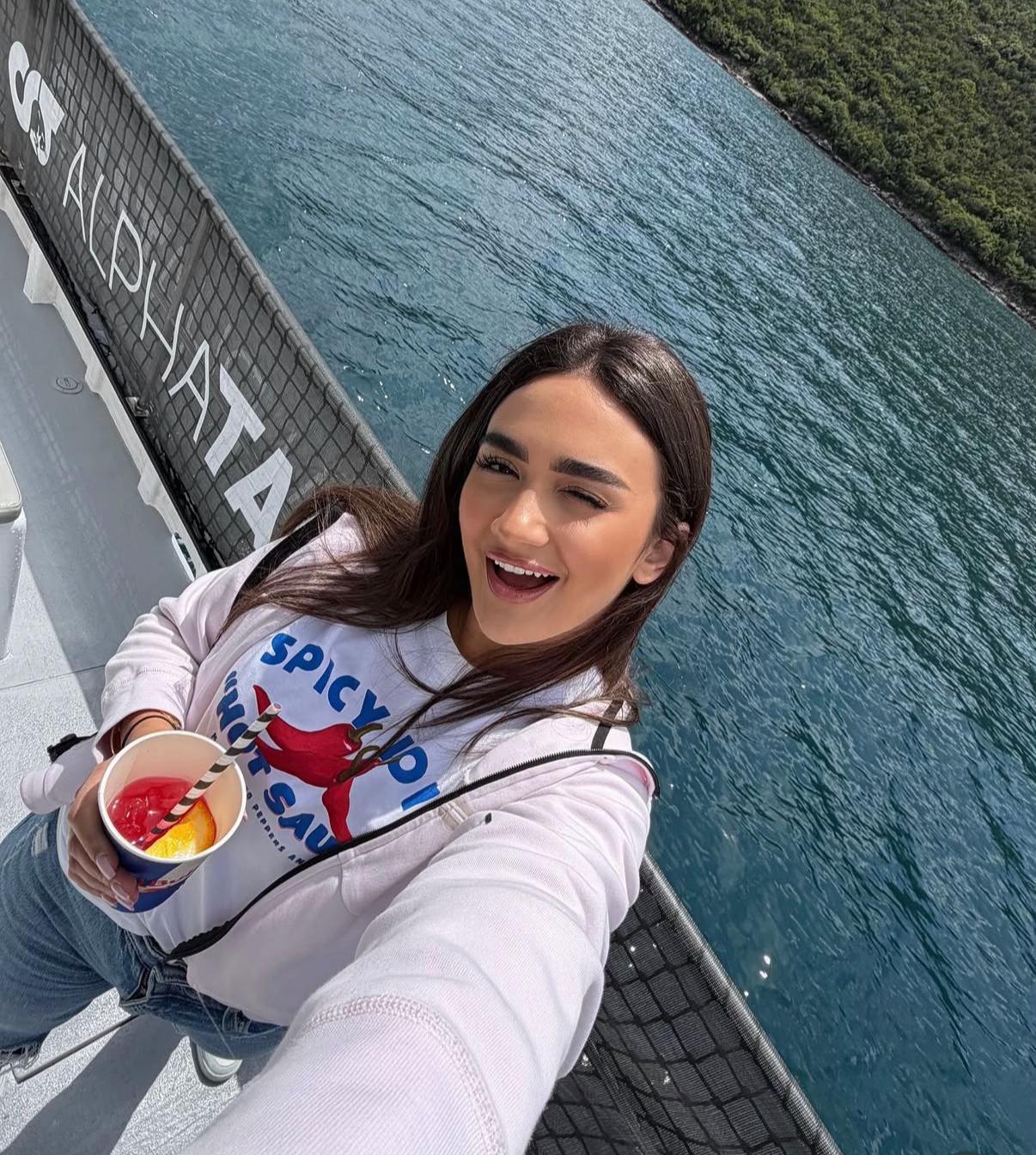 @LaZmija