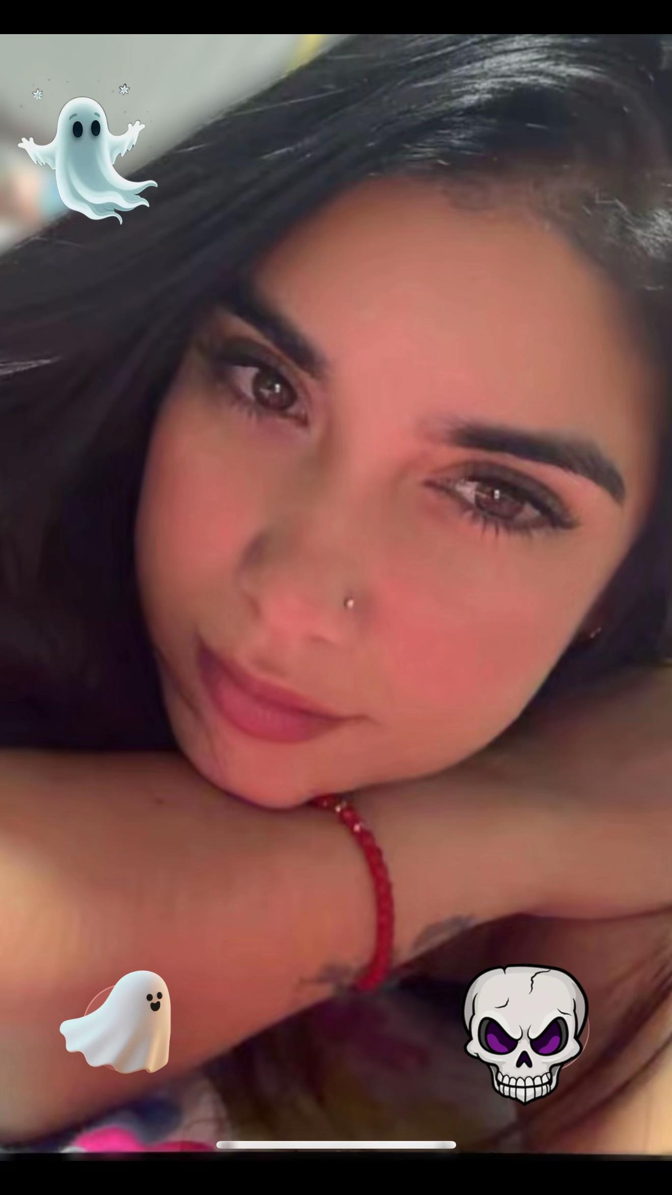 @Nohelia👸🏻🫦