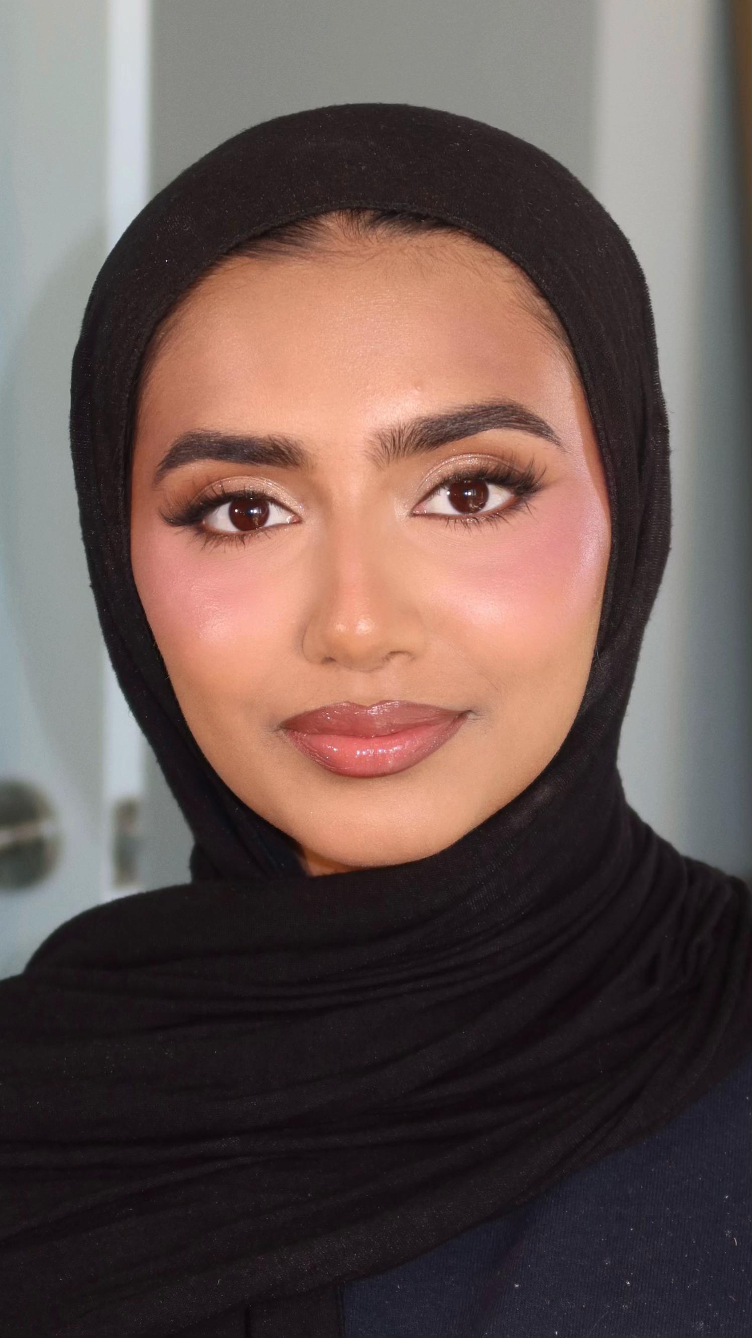 @Makeupbyaishaz