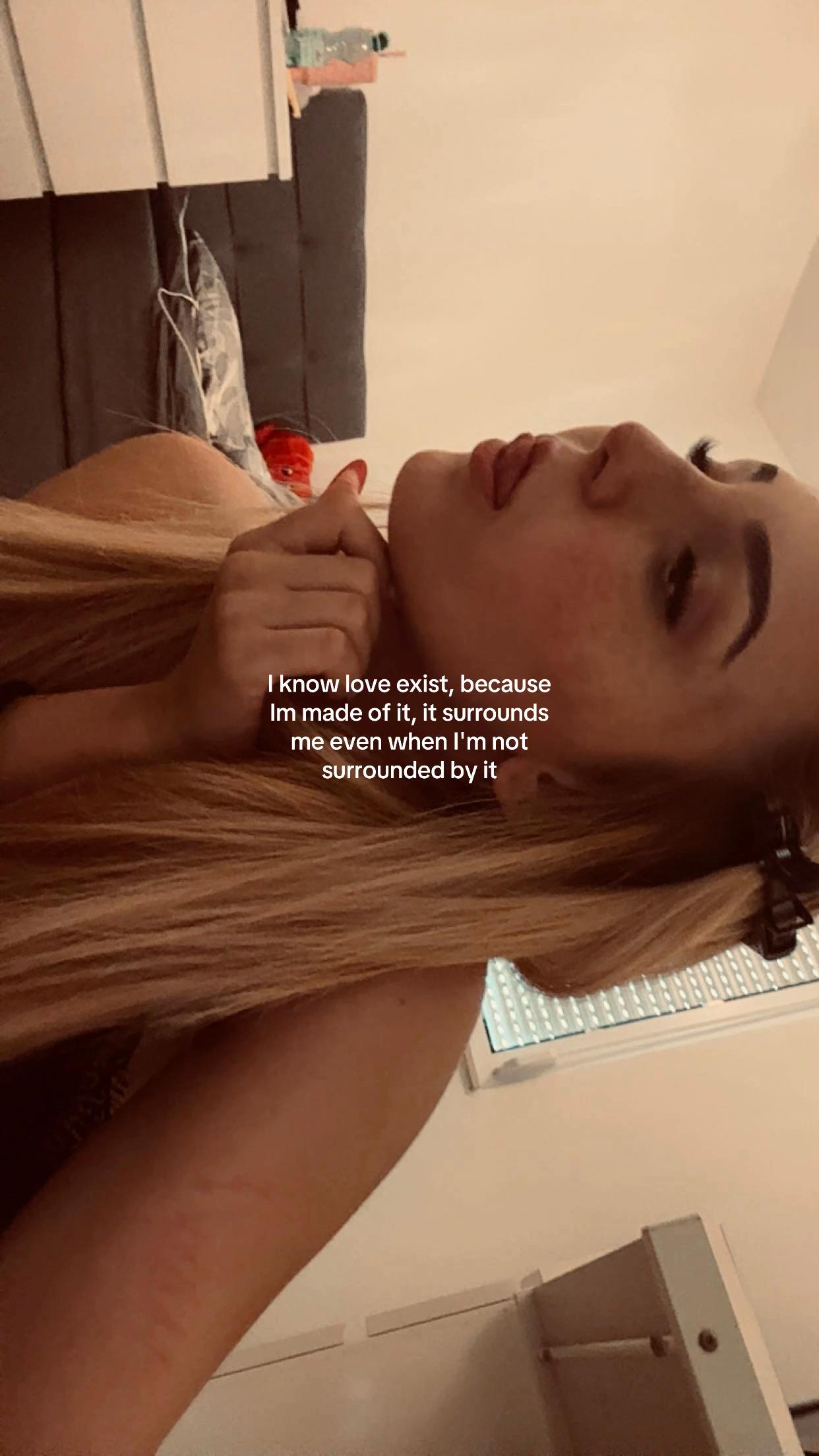 @elena ☦︎