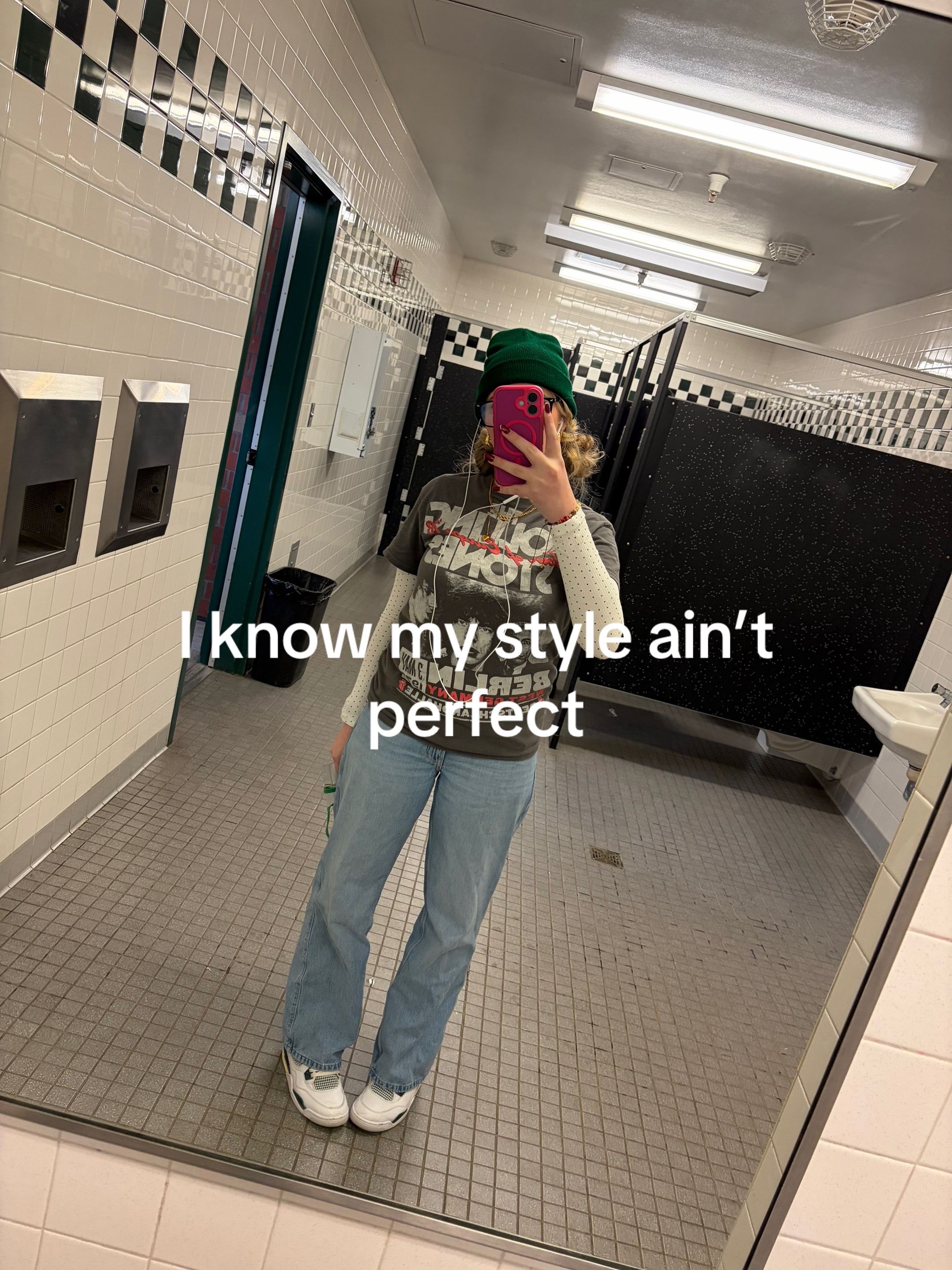 @kaitlyniskoolio