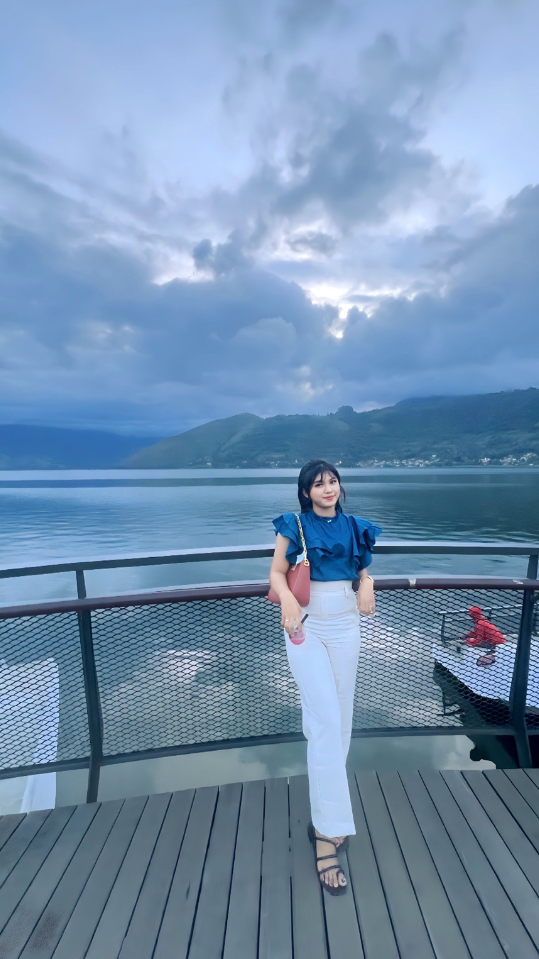 @Nelsy Manurung🧚🏻