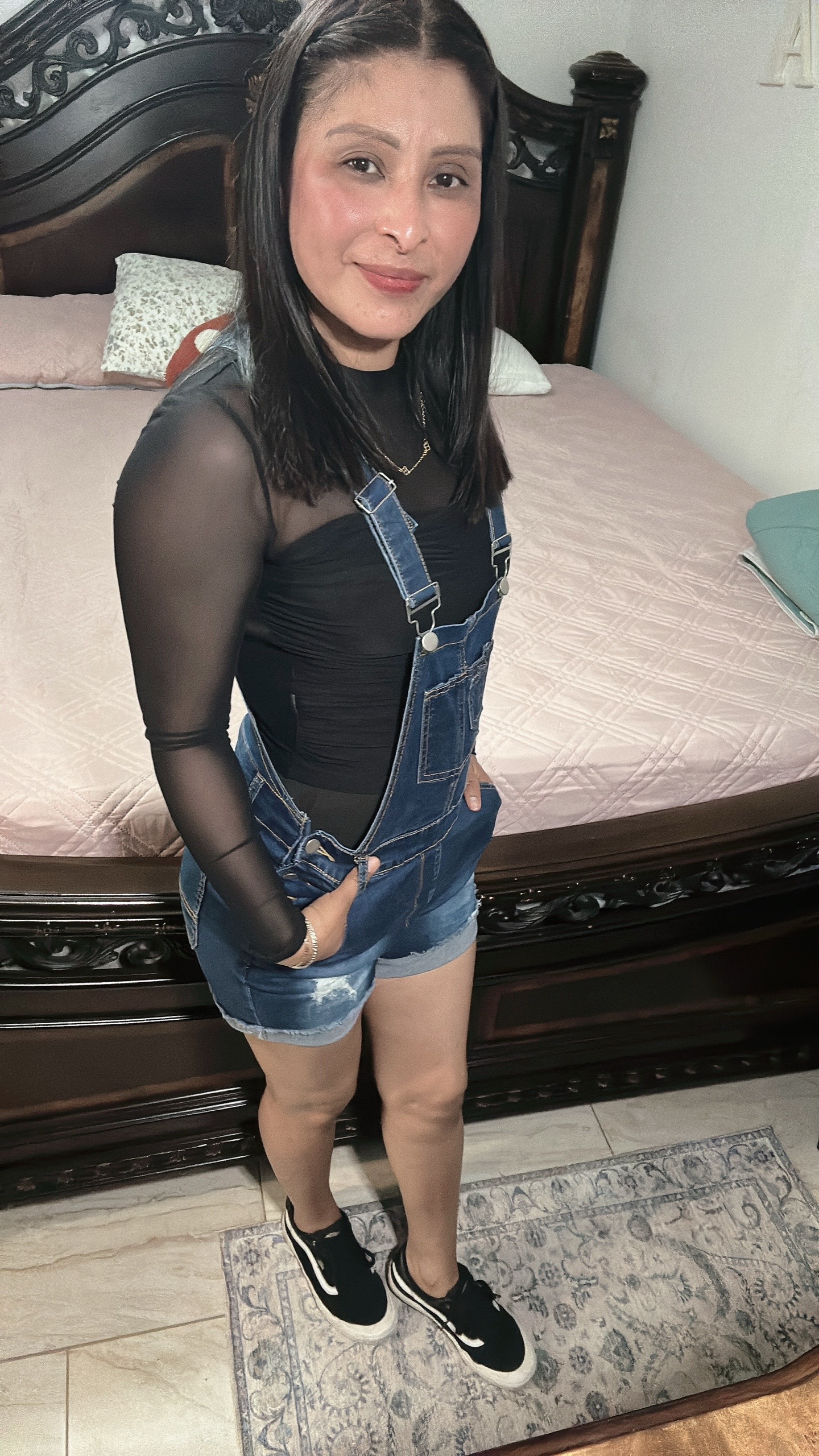 @Ana Morales