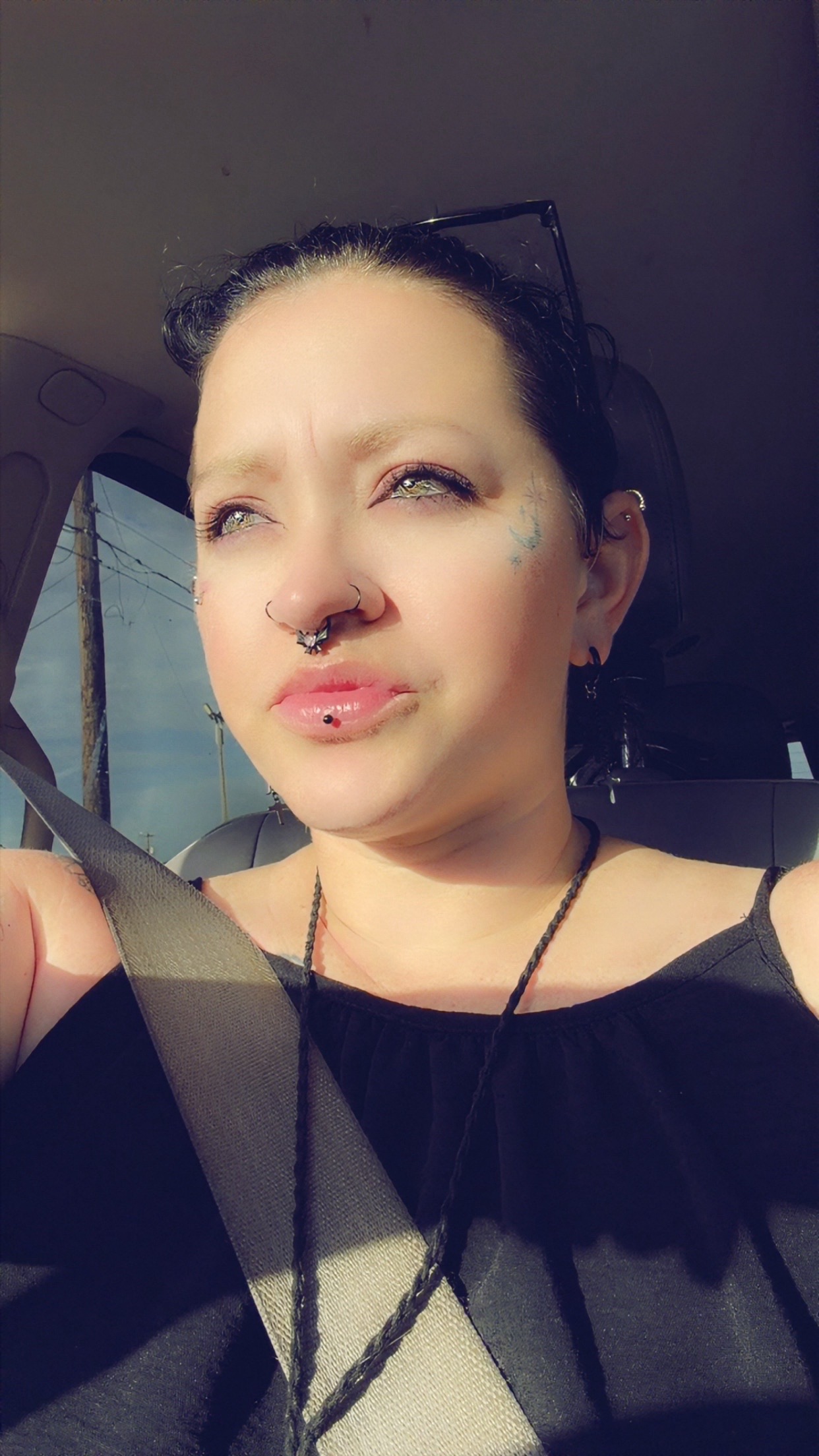 @Greeneyedghostie👑👻
