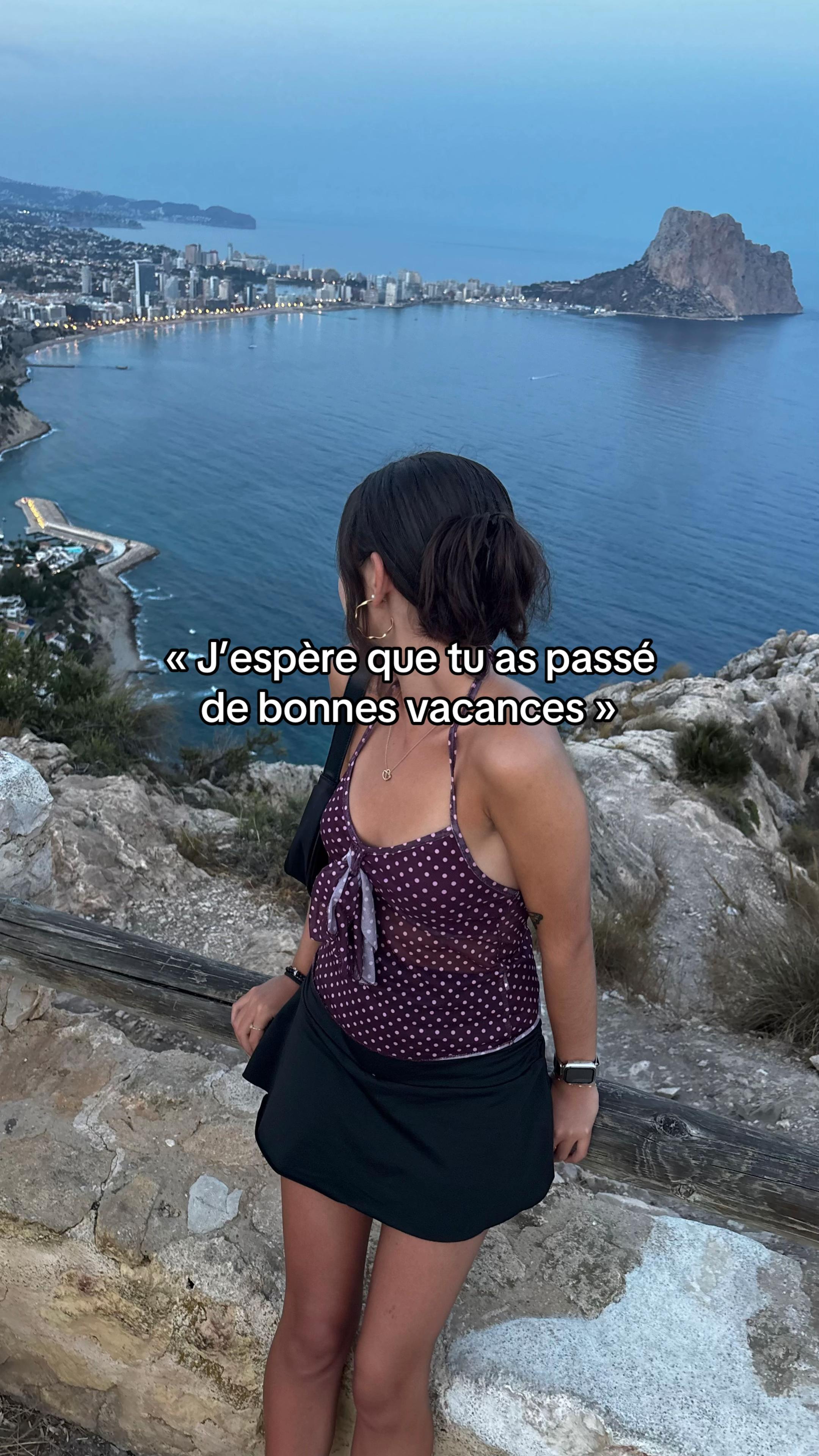 @Éléa 🙇🏻♀️🙇🏻♀️