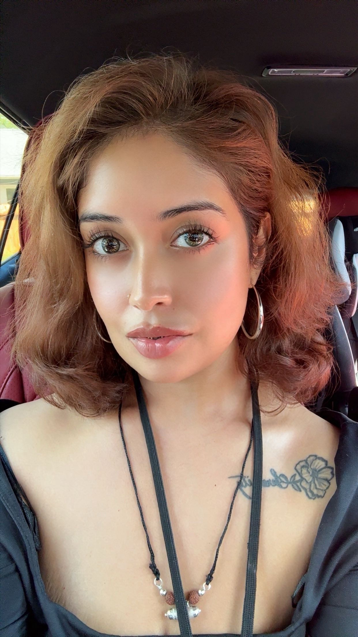 @JeniTheDevi💋