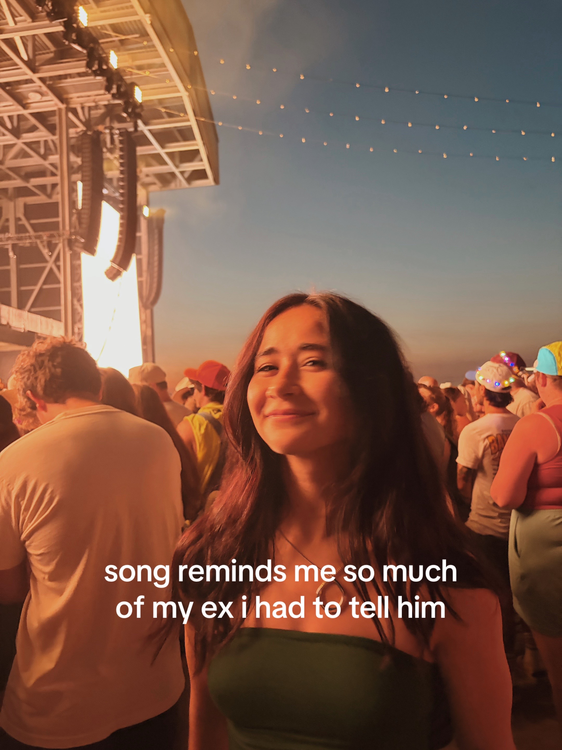 @<3
