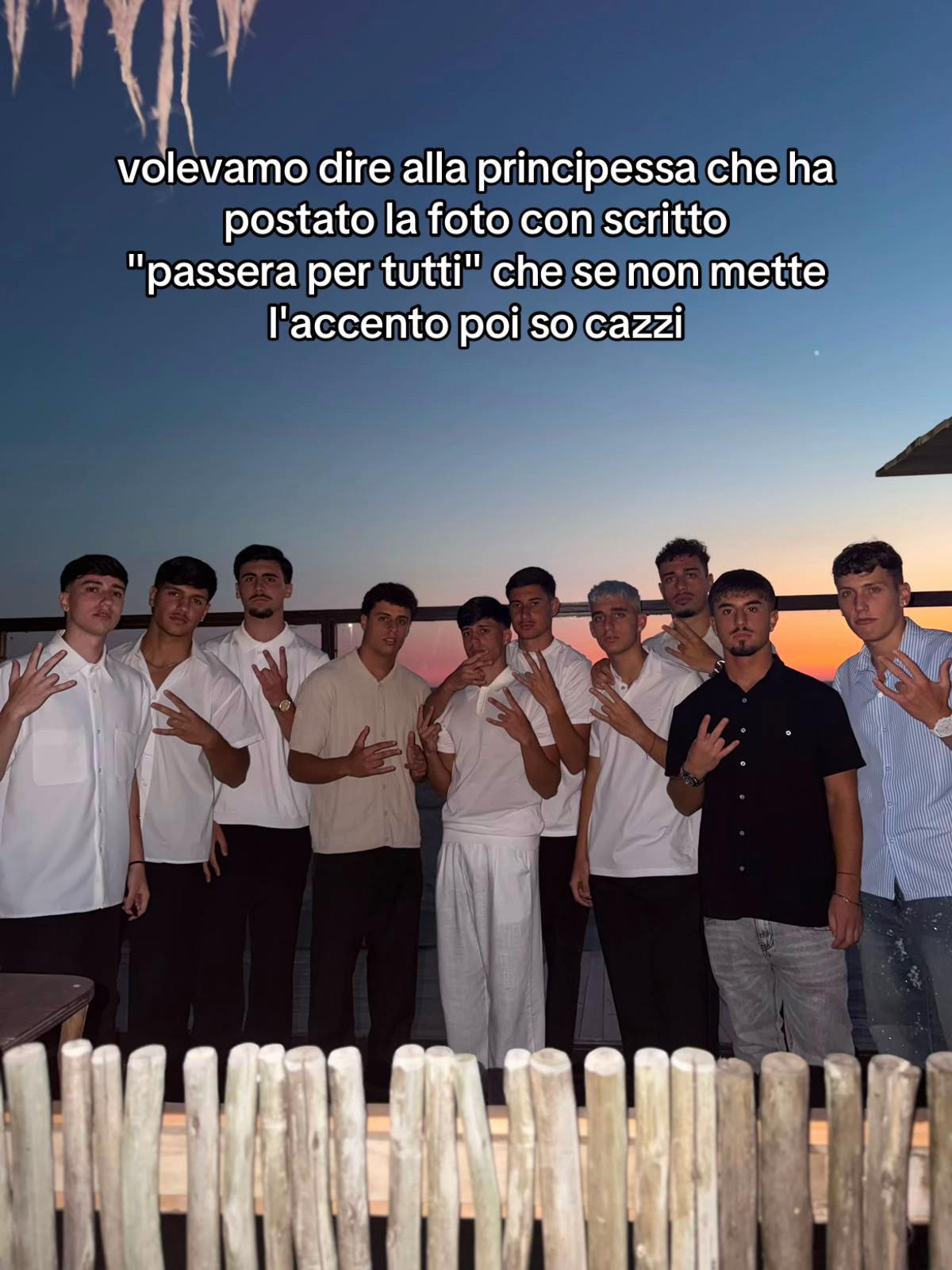 @E MOSOS
