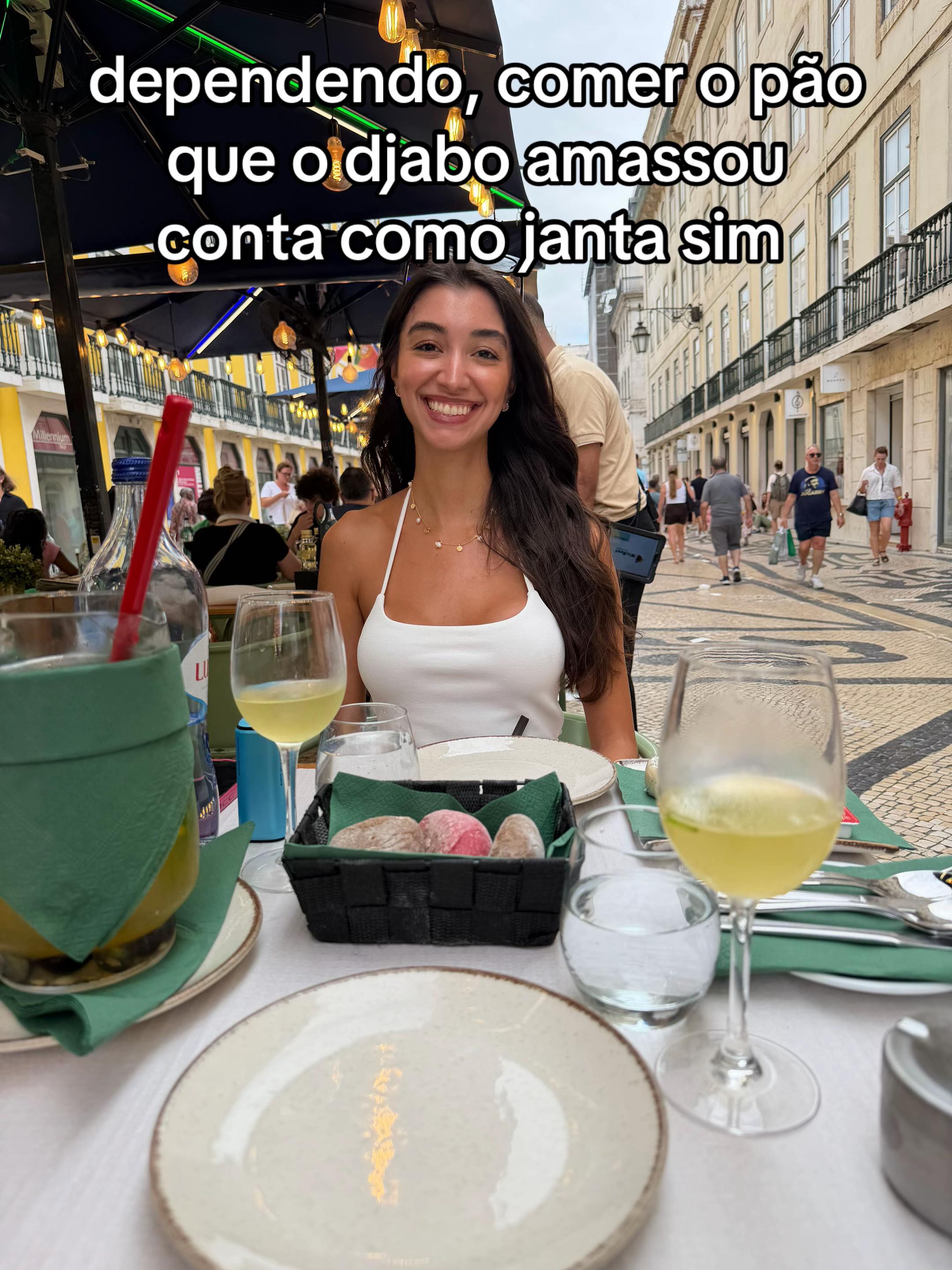 @Roberta Zaib