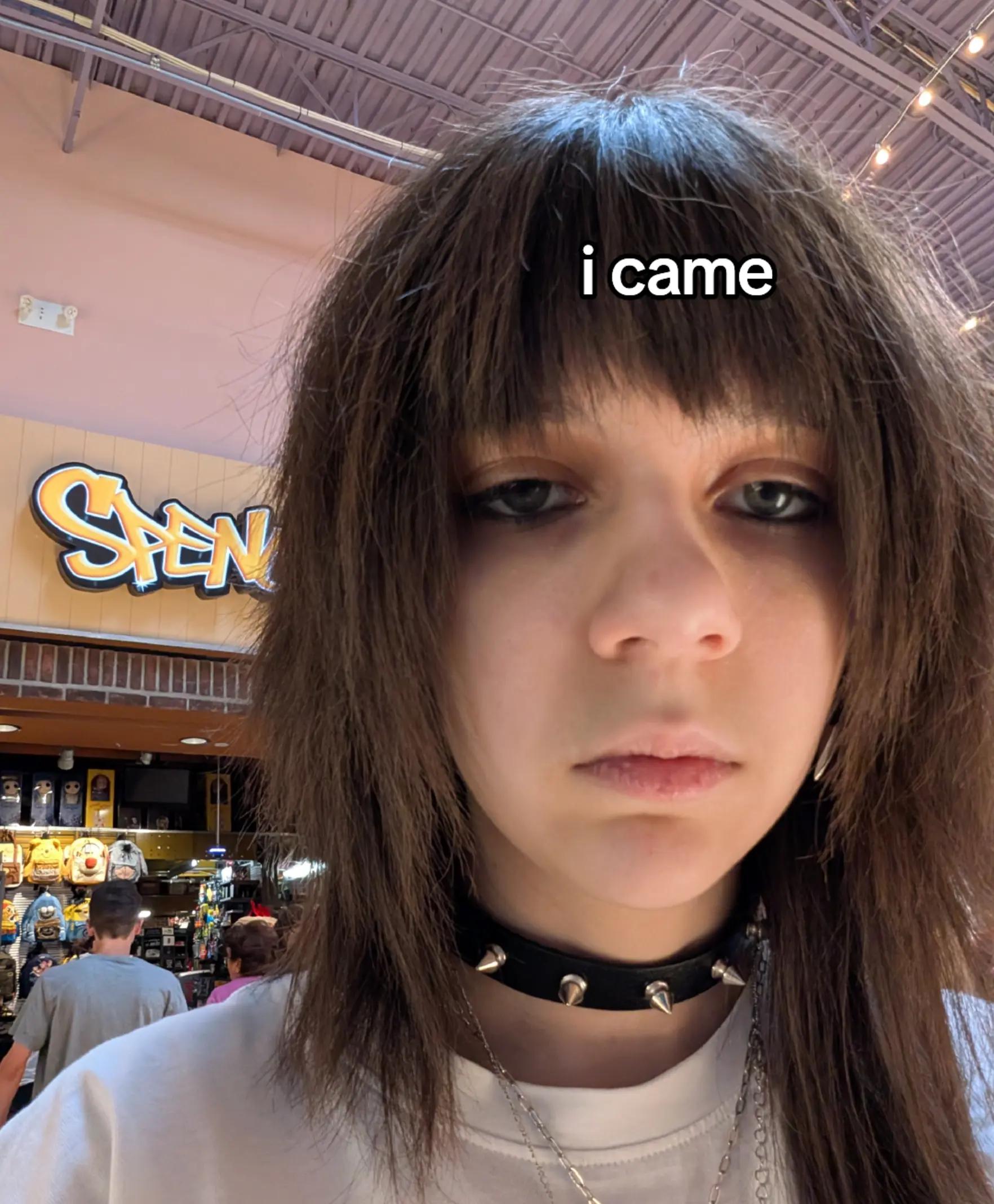 @HollowBønez