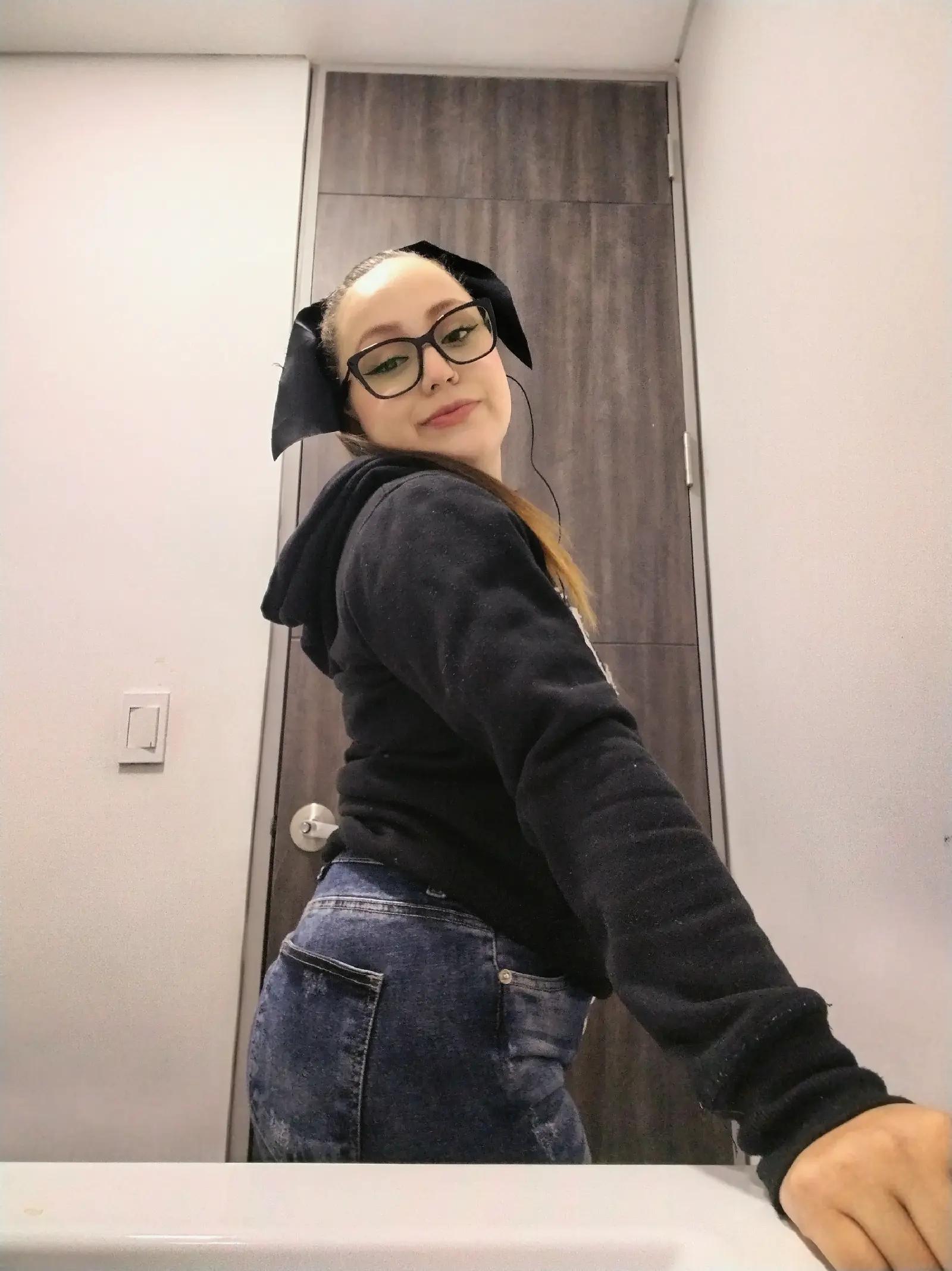 @Laura Valentina Vale