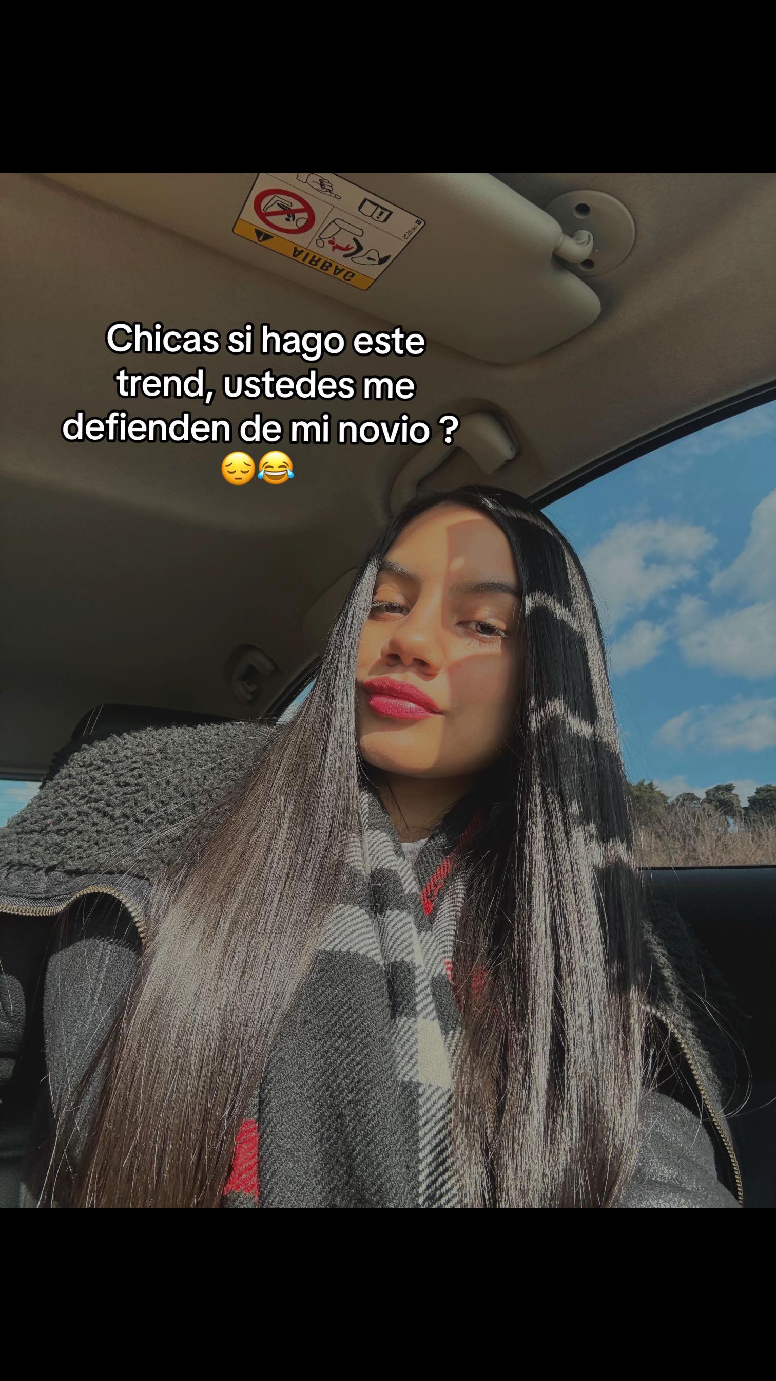 @𝒟