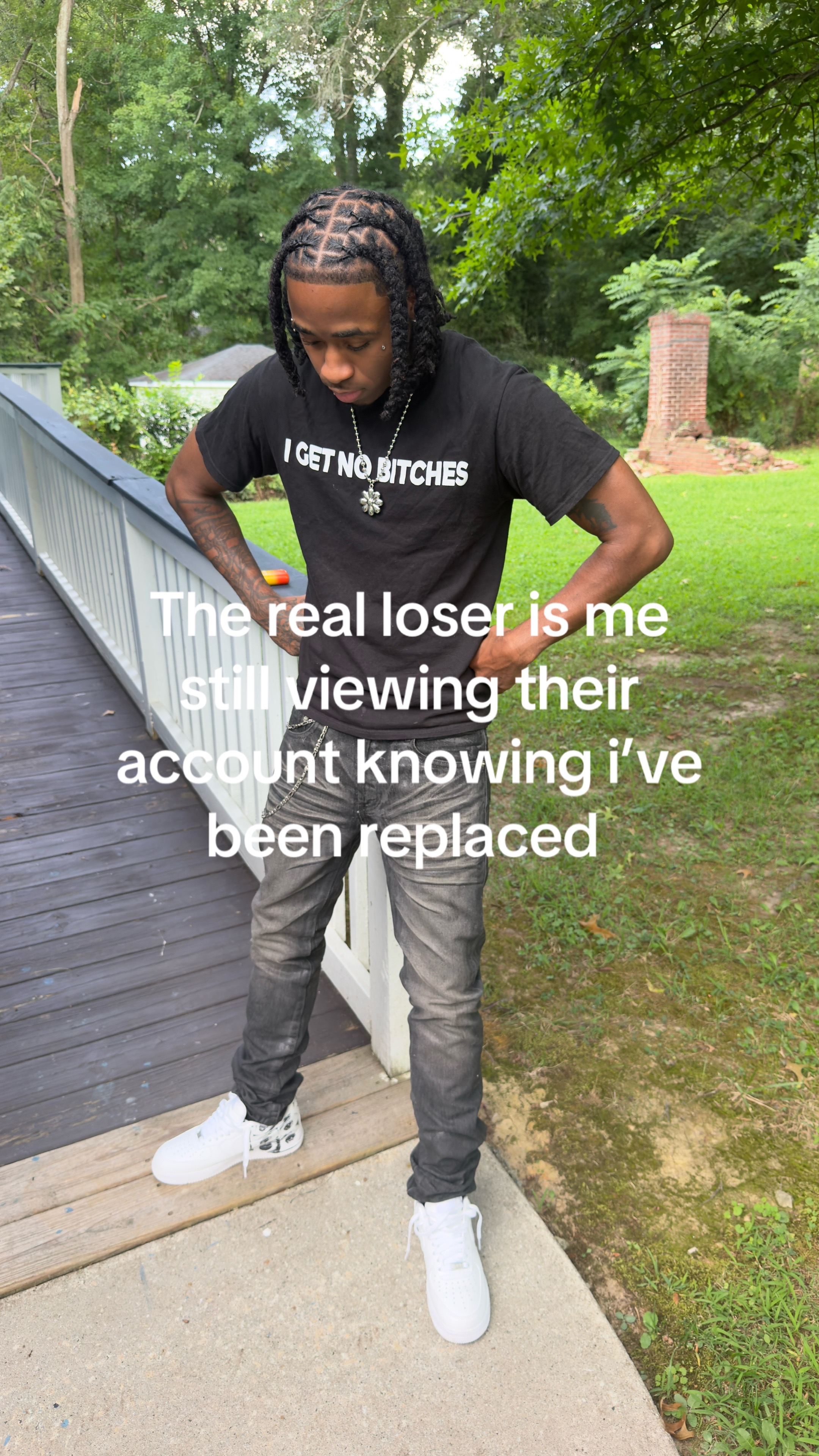 @️