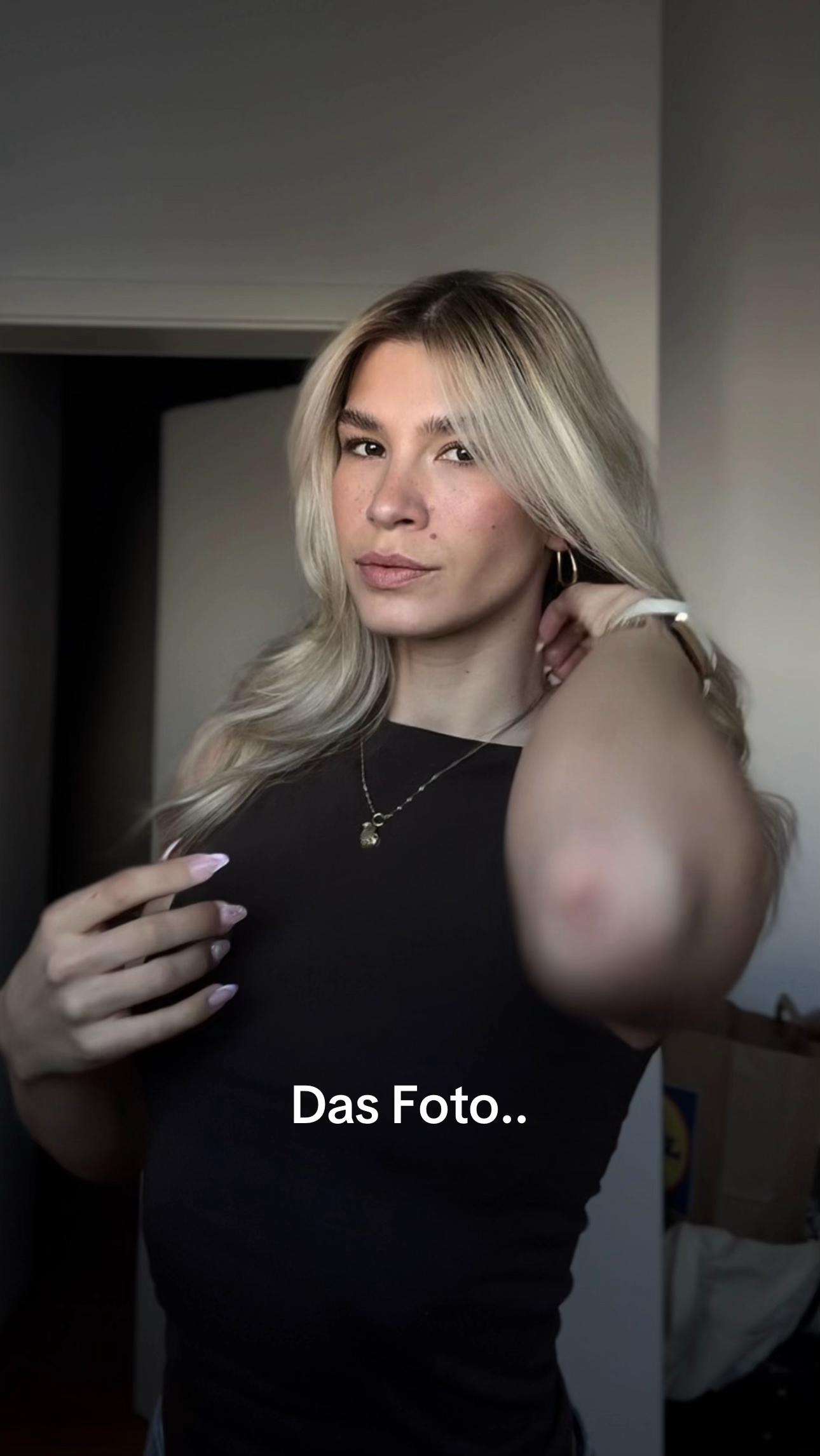@alinaxfit